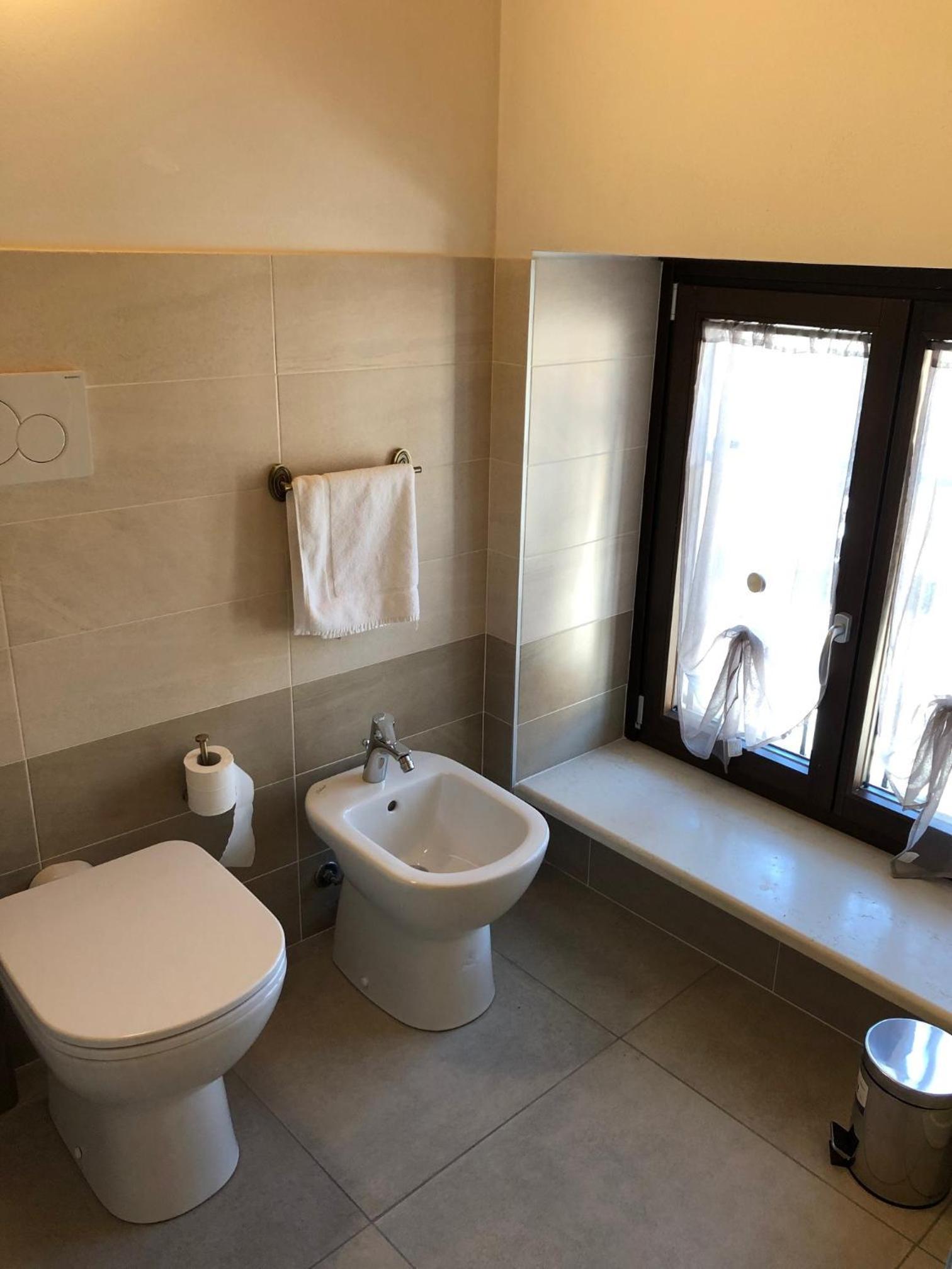 Triple Room With Private Bathroom photo 2