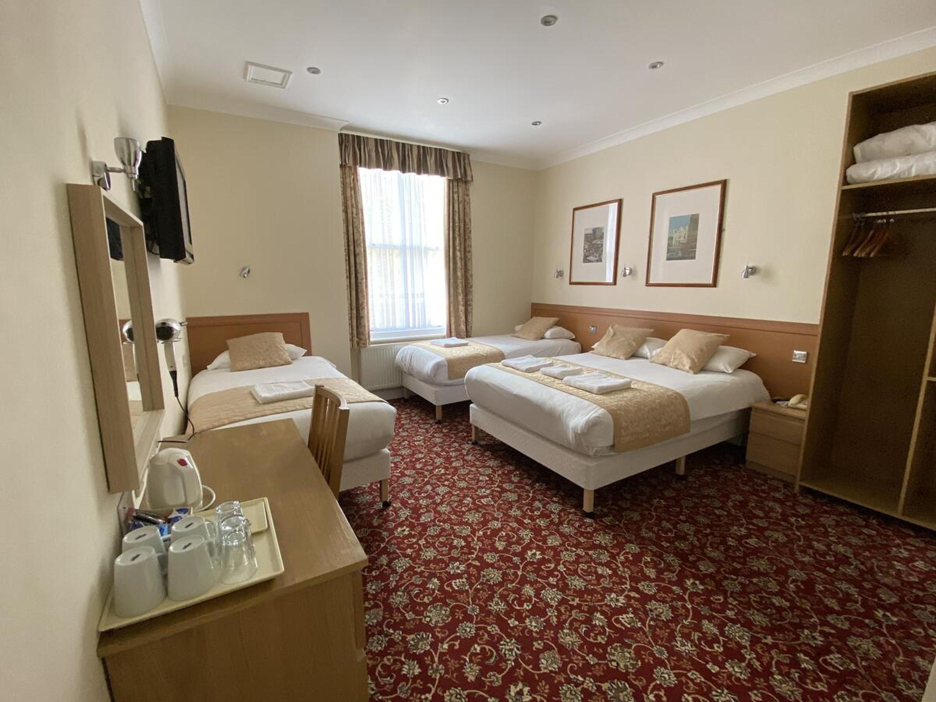 Quadruple Room photo 1