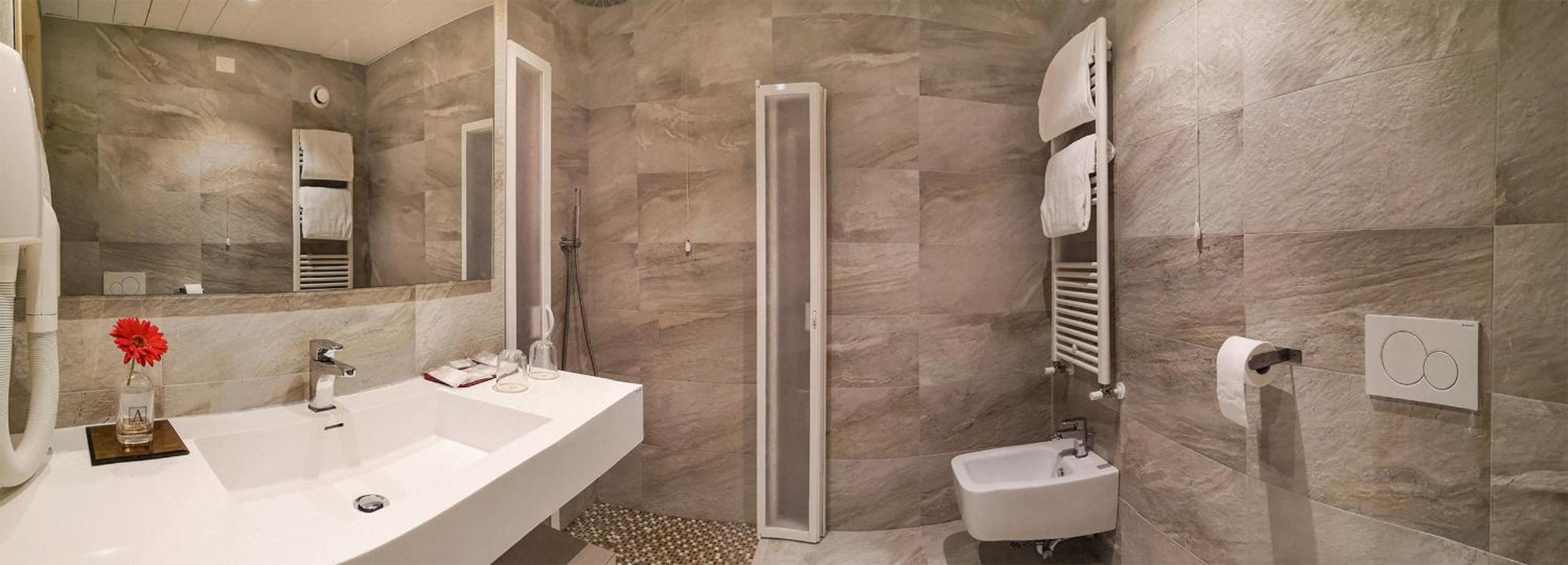 Superior Double Room - Photo 10
