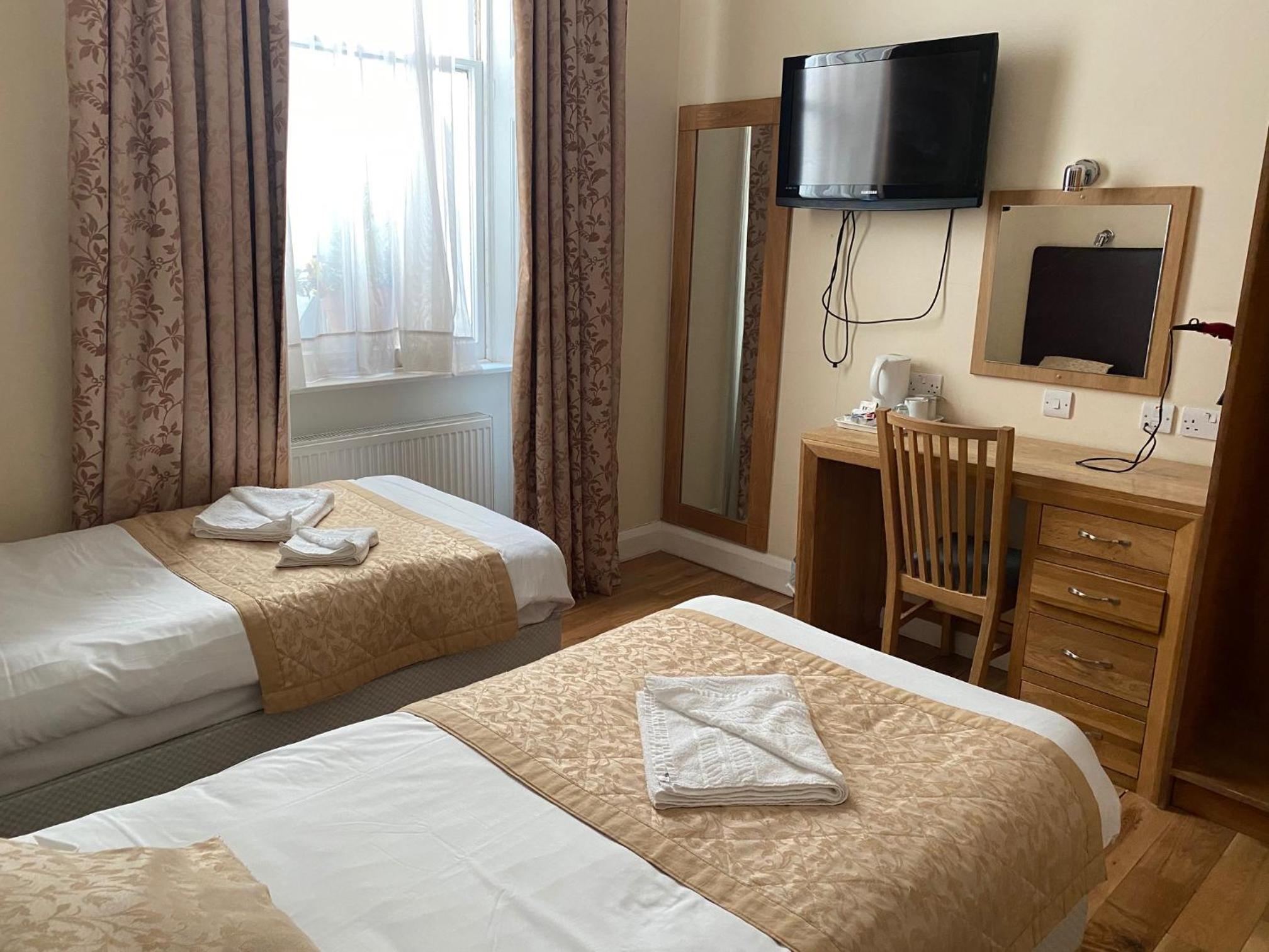 Twin Room photo 2
