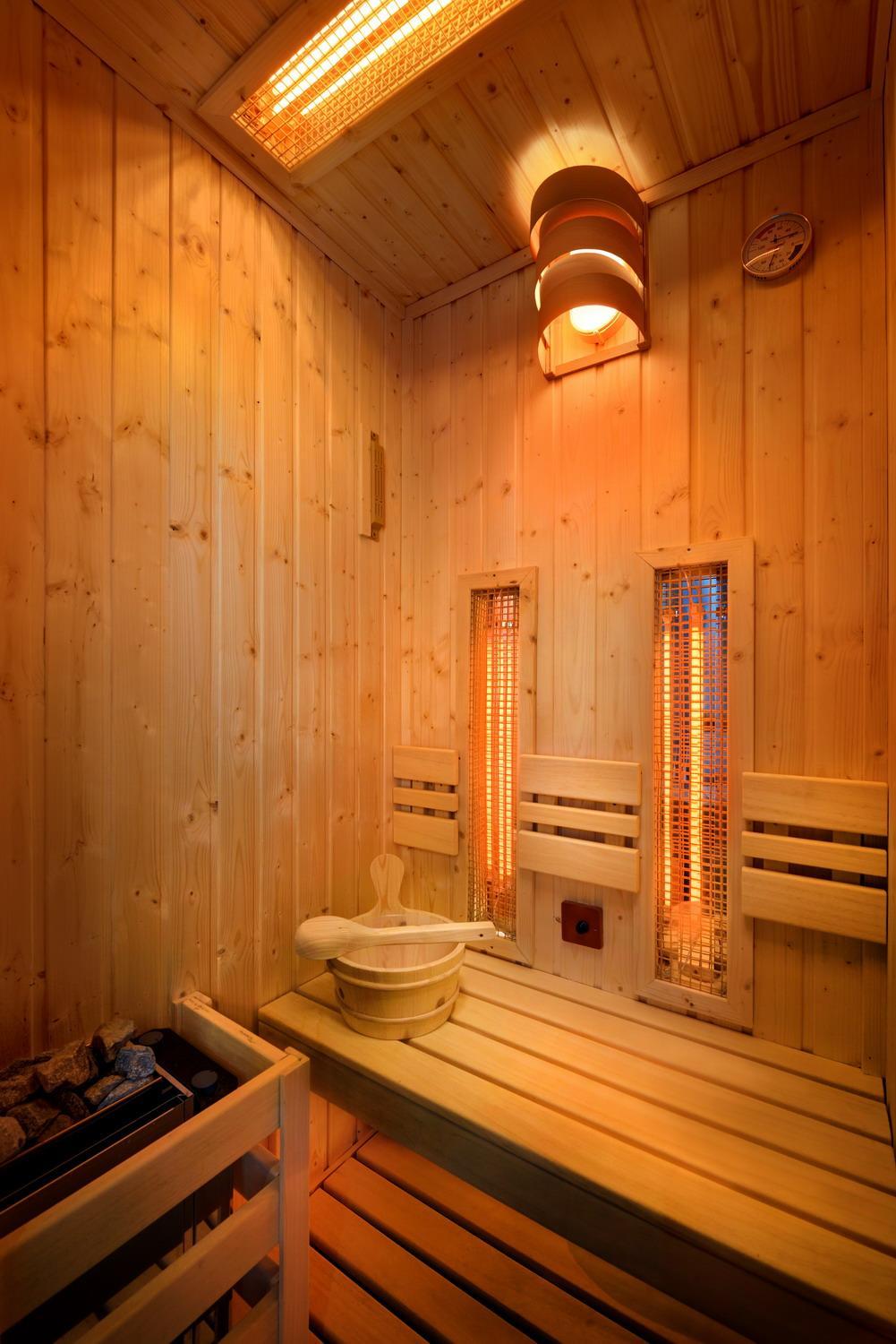 Apartment with Sauna photo 2