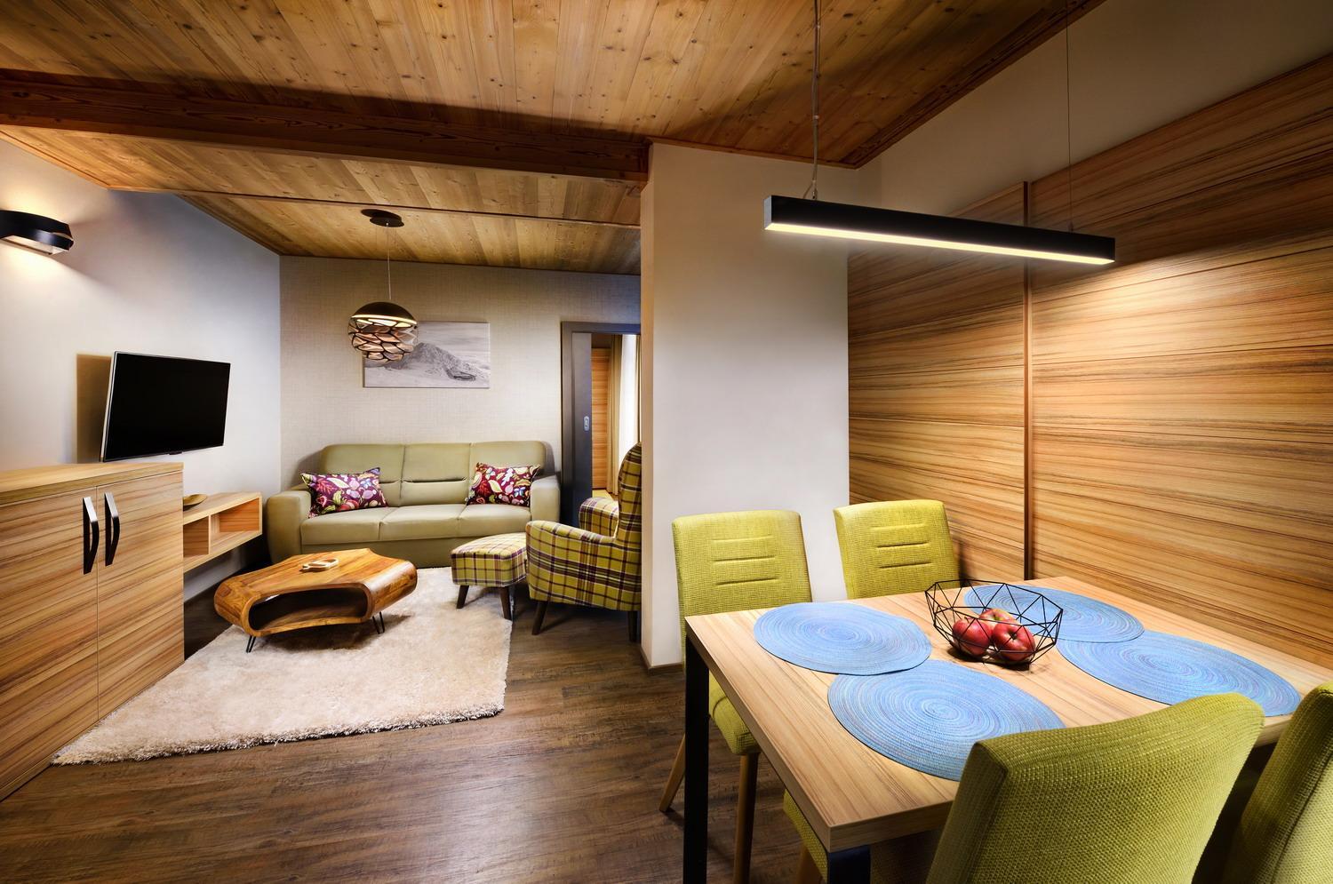 Studio Apartment - Photo 2