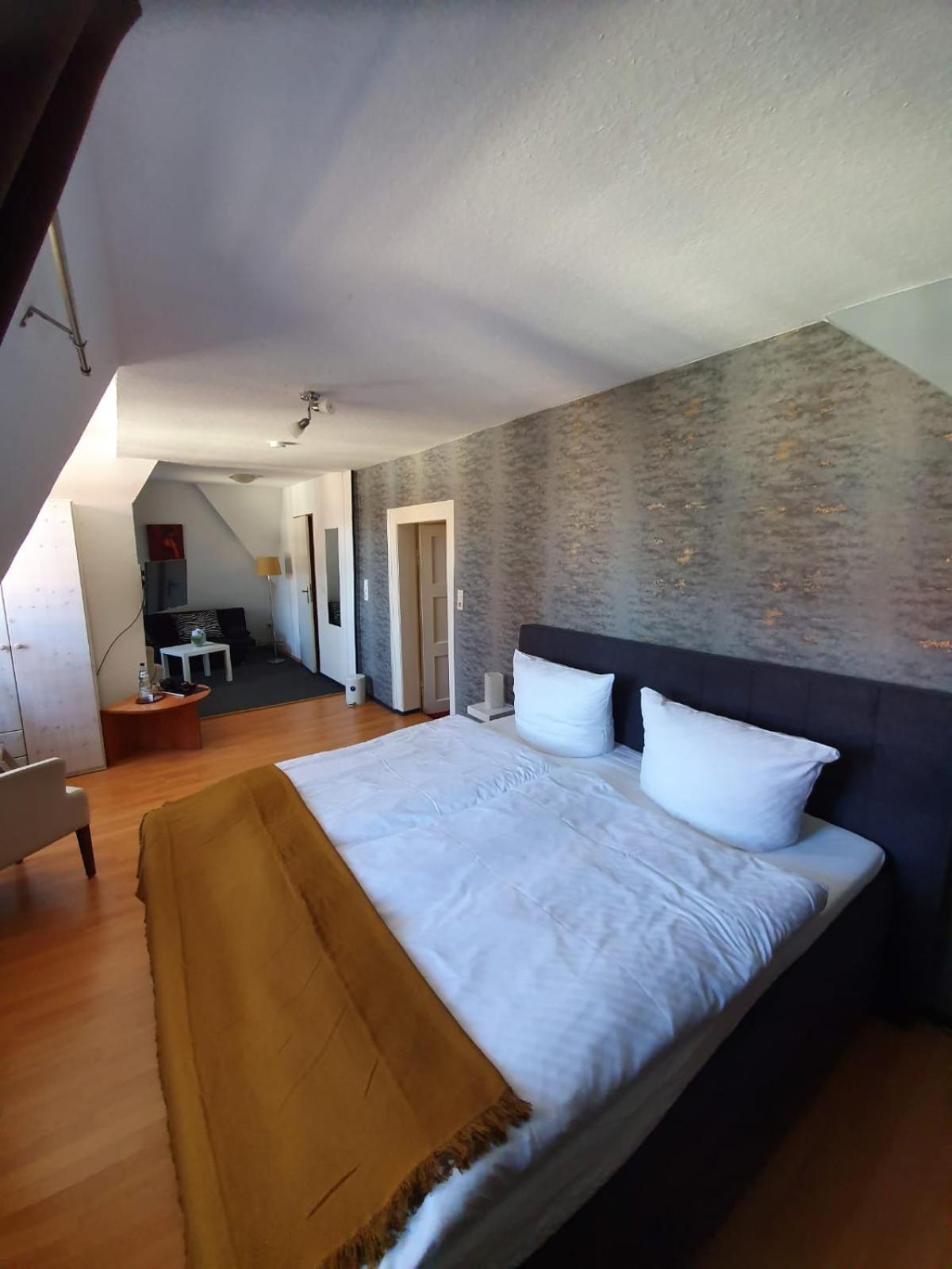 Junior Suite (2 Adults) photo 1