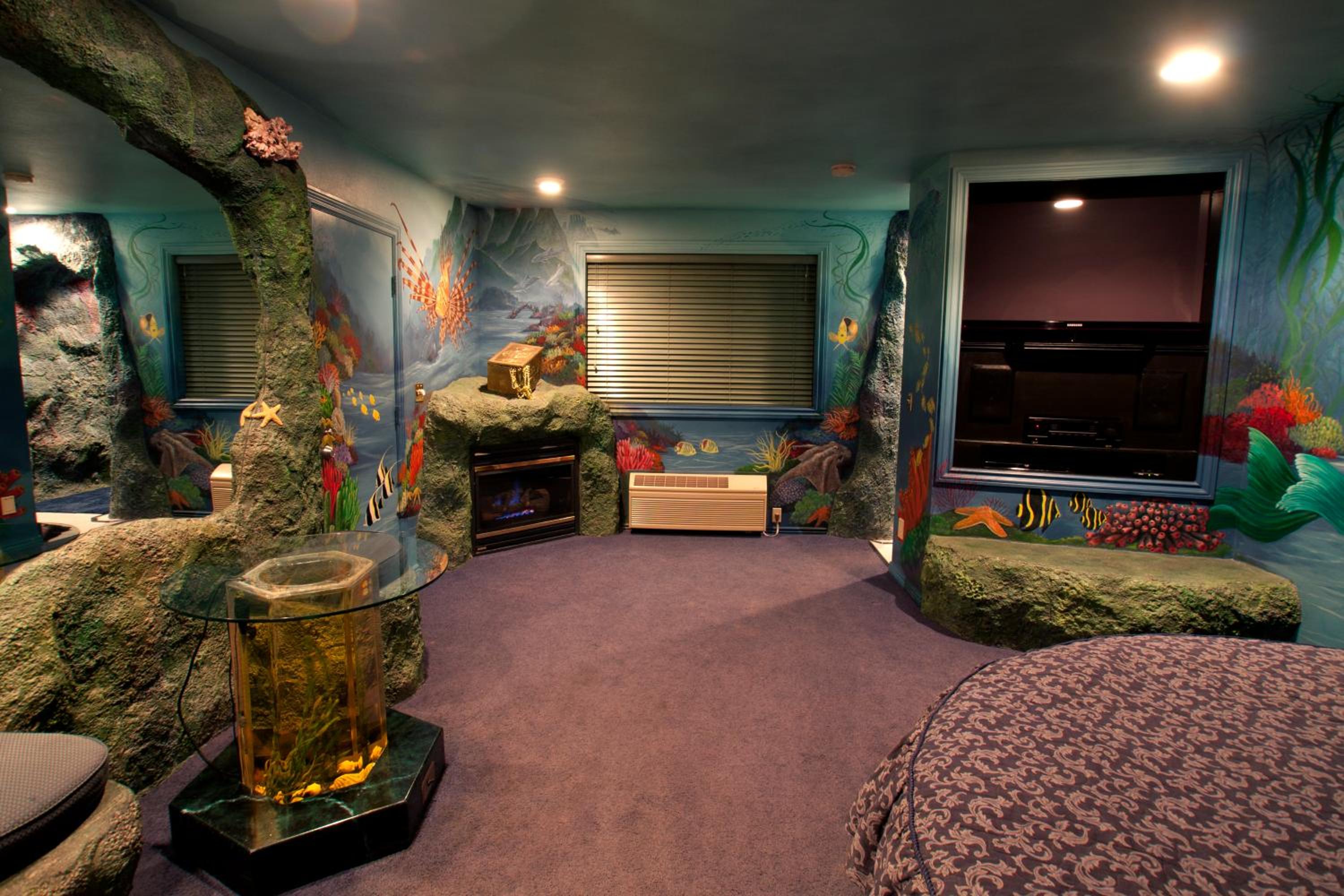 King Room - Sea Cave Theme photo 1