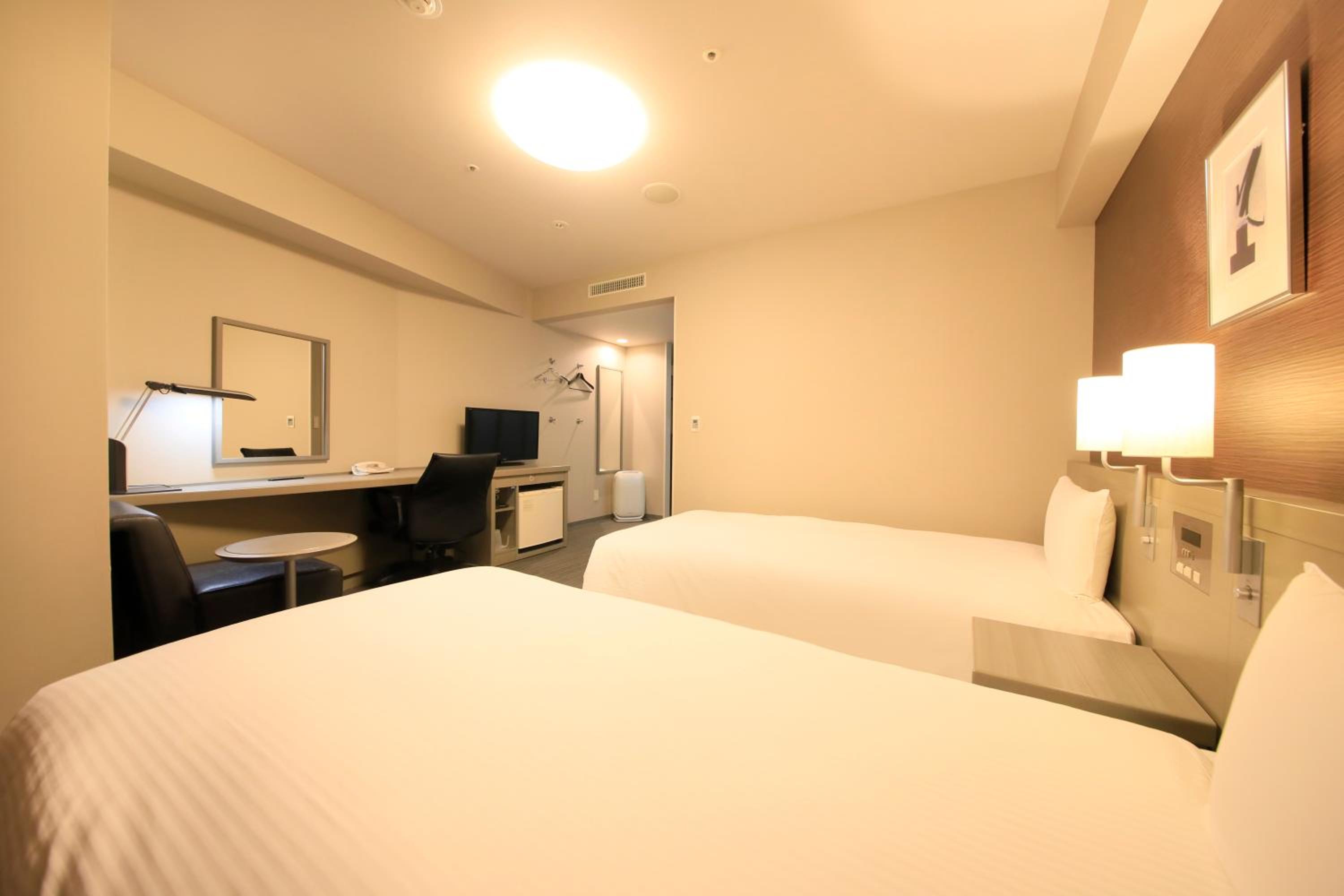 Twin Room - Disability Access (Single Use)  - Non-Smoking photo 3
