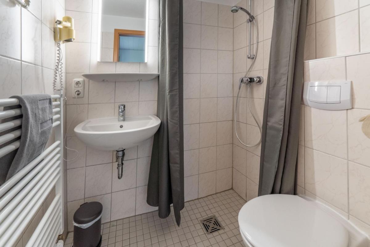 Single Room photo 2