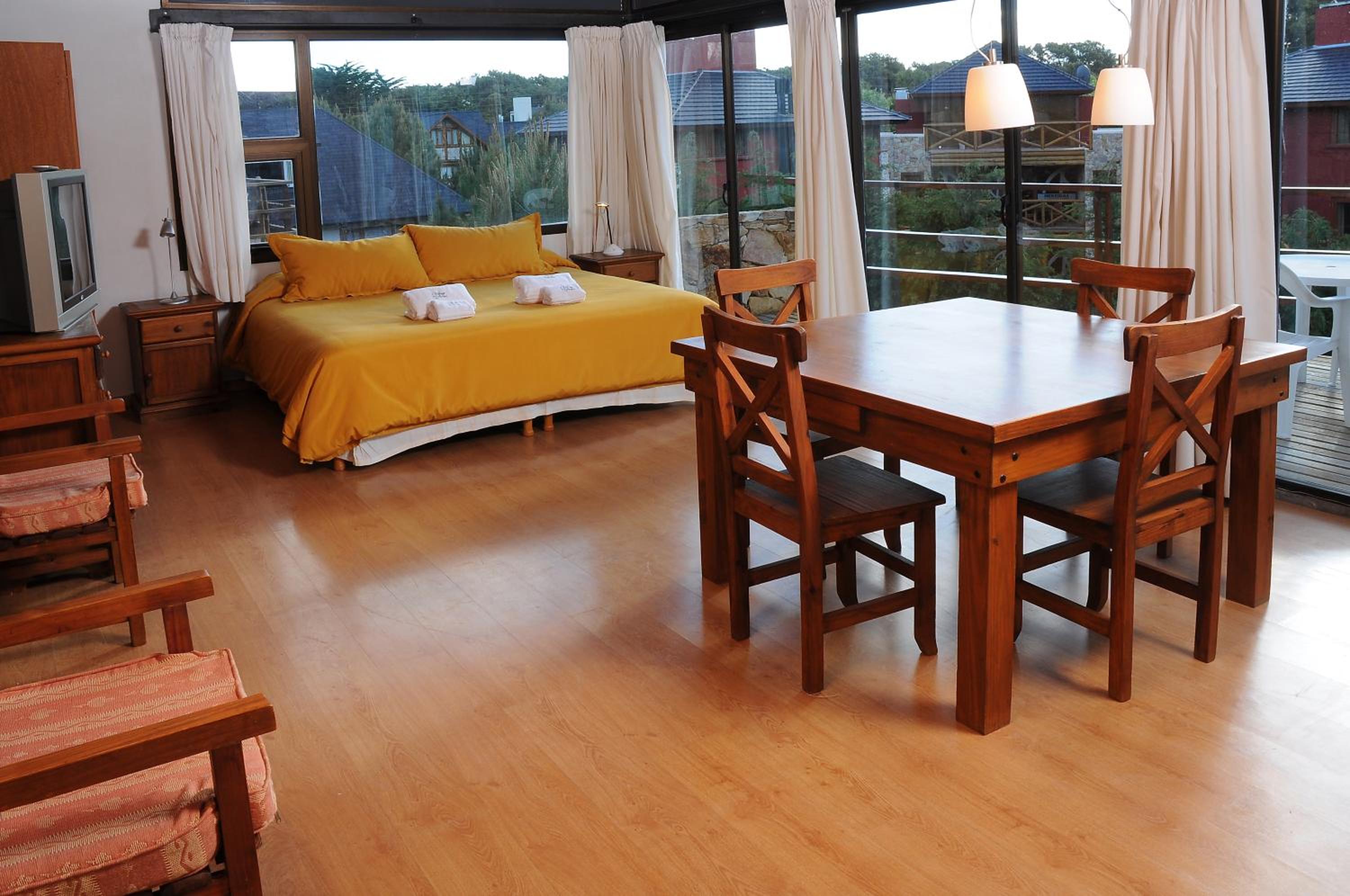 Studio with Balcony