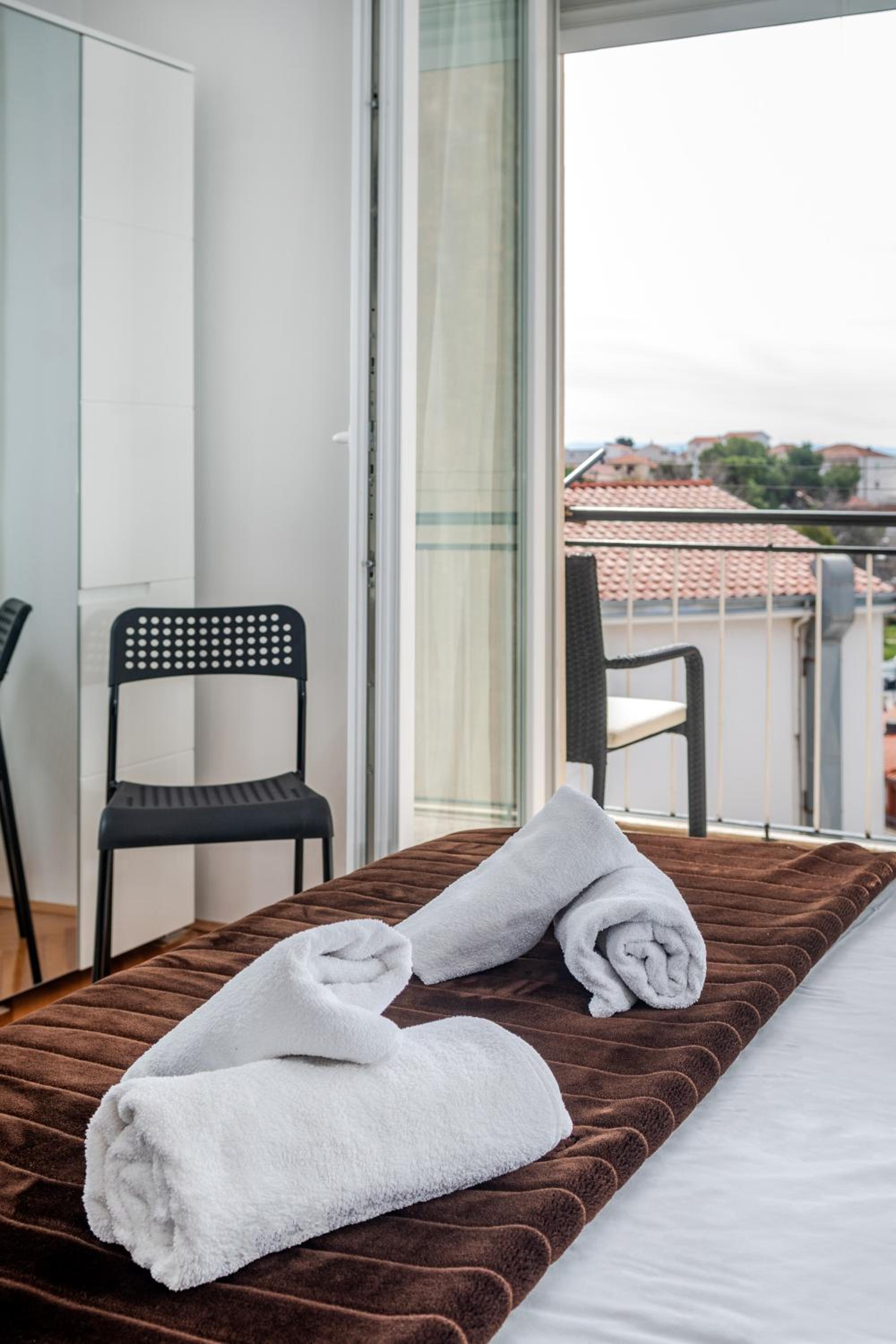 Double Room with Balcony and Sea View - Photo 5