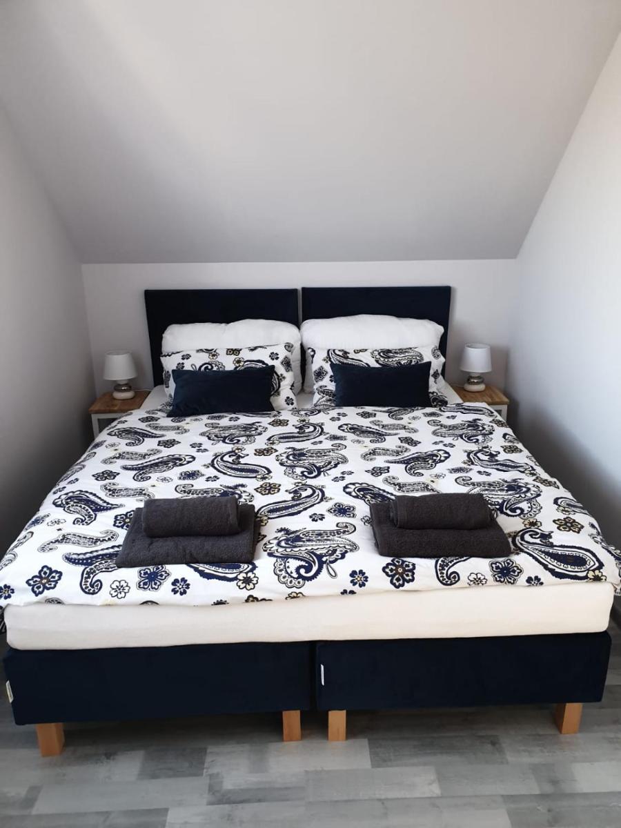 Two-Bedroom House photo 2