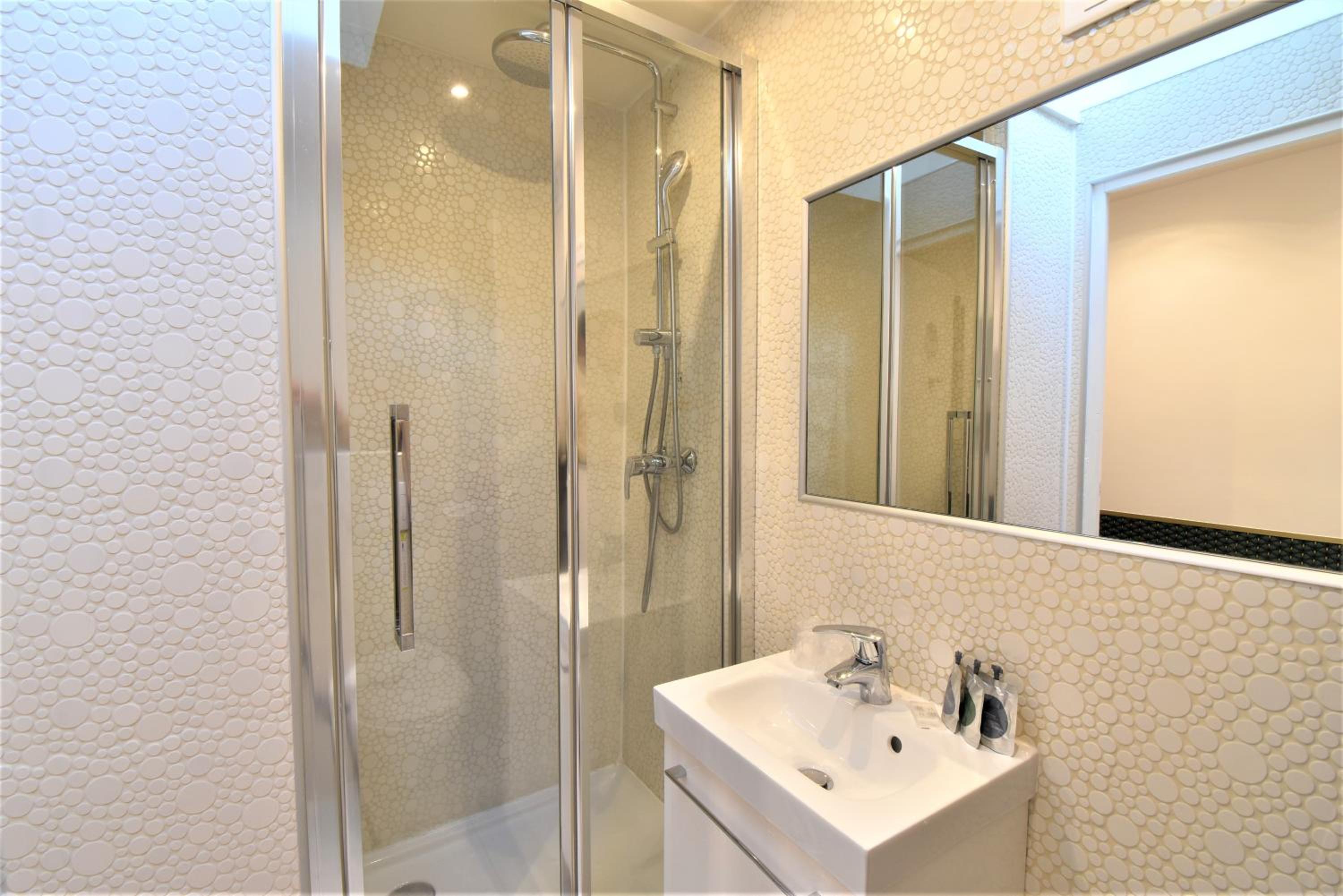 Double or Twin Room photo 2