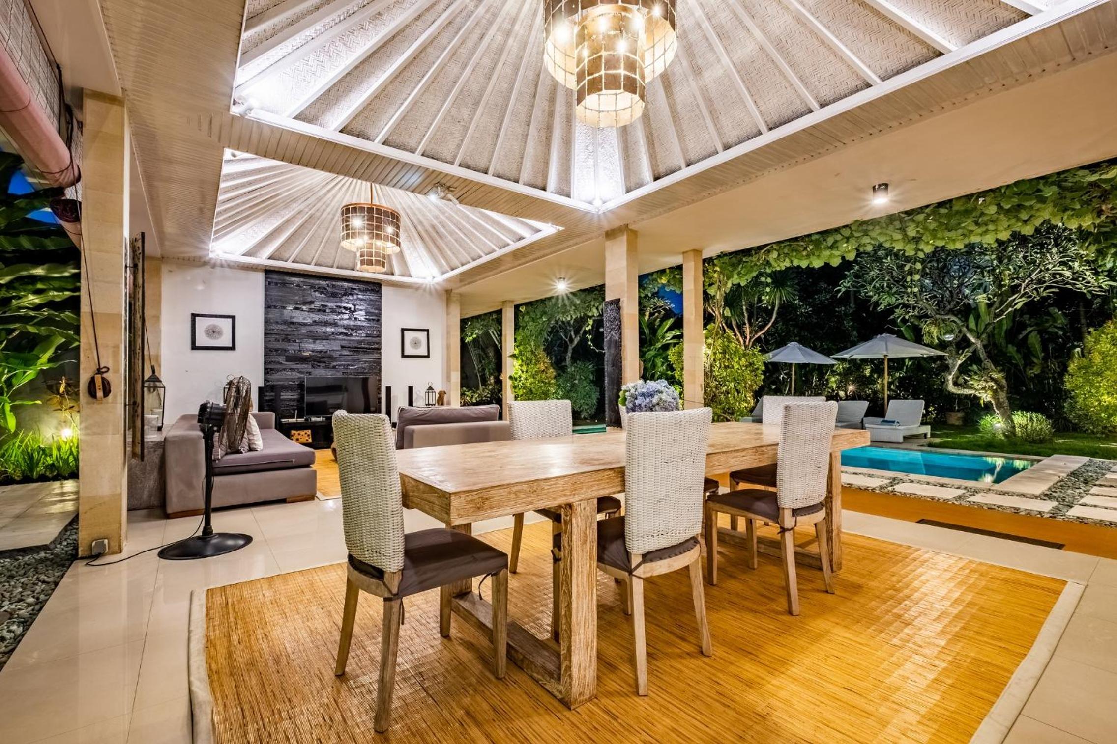 Three-Bedroom Villa with Private Pool - Photo 26