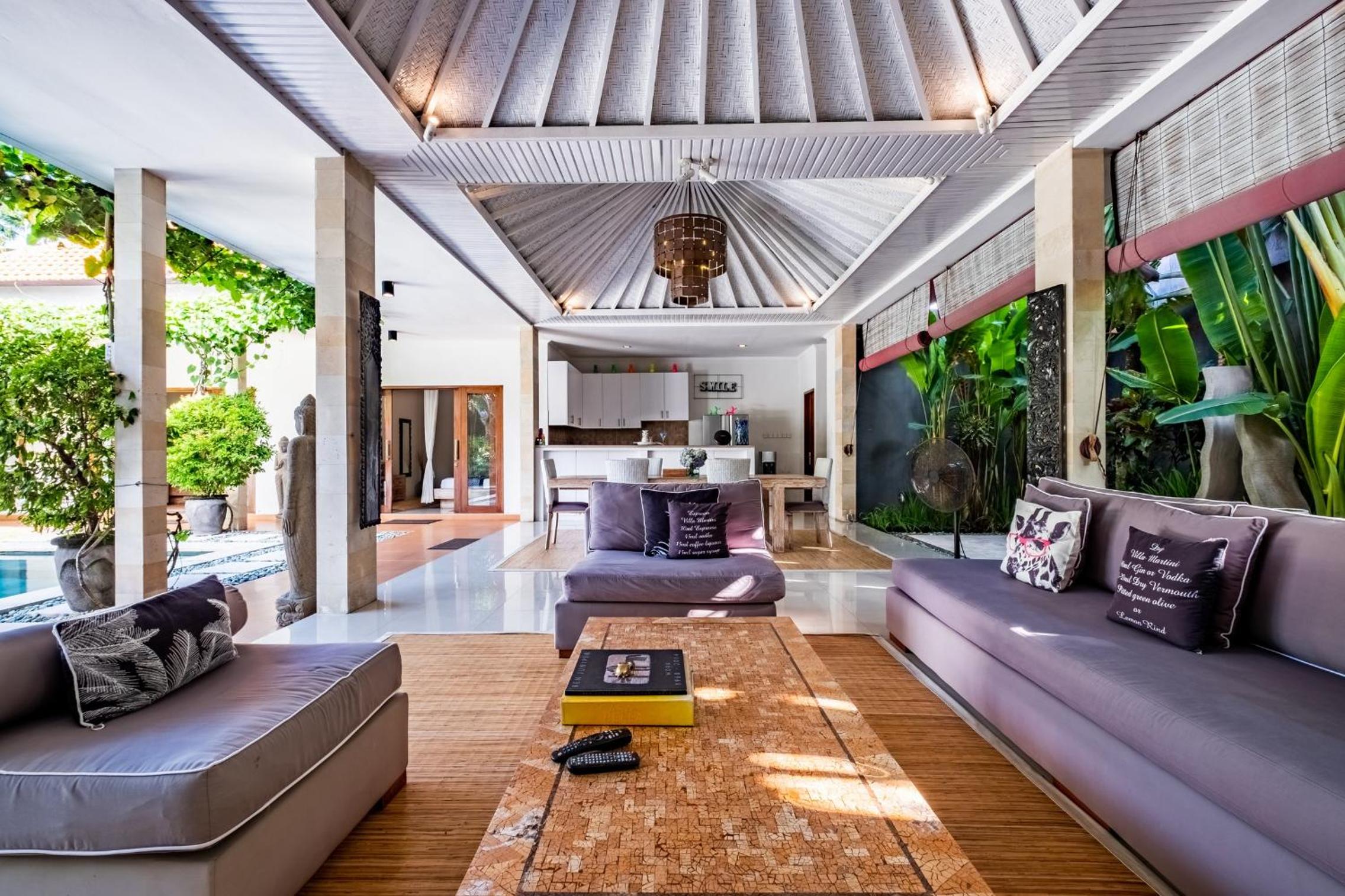 Three-Bedroom Villa with Private Pool - Photo 10