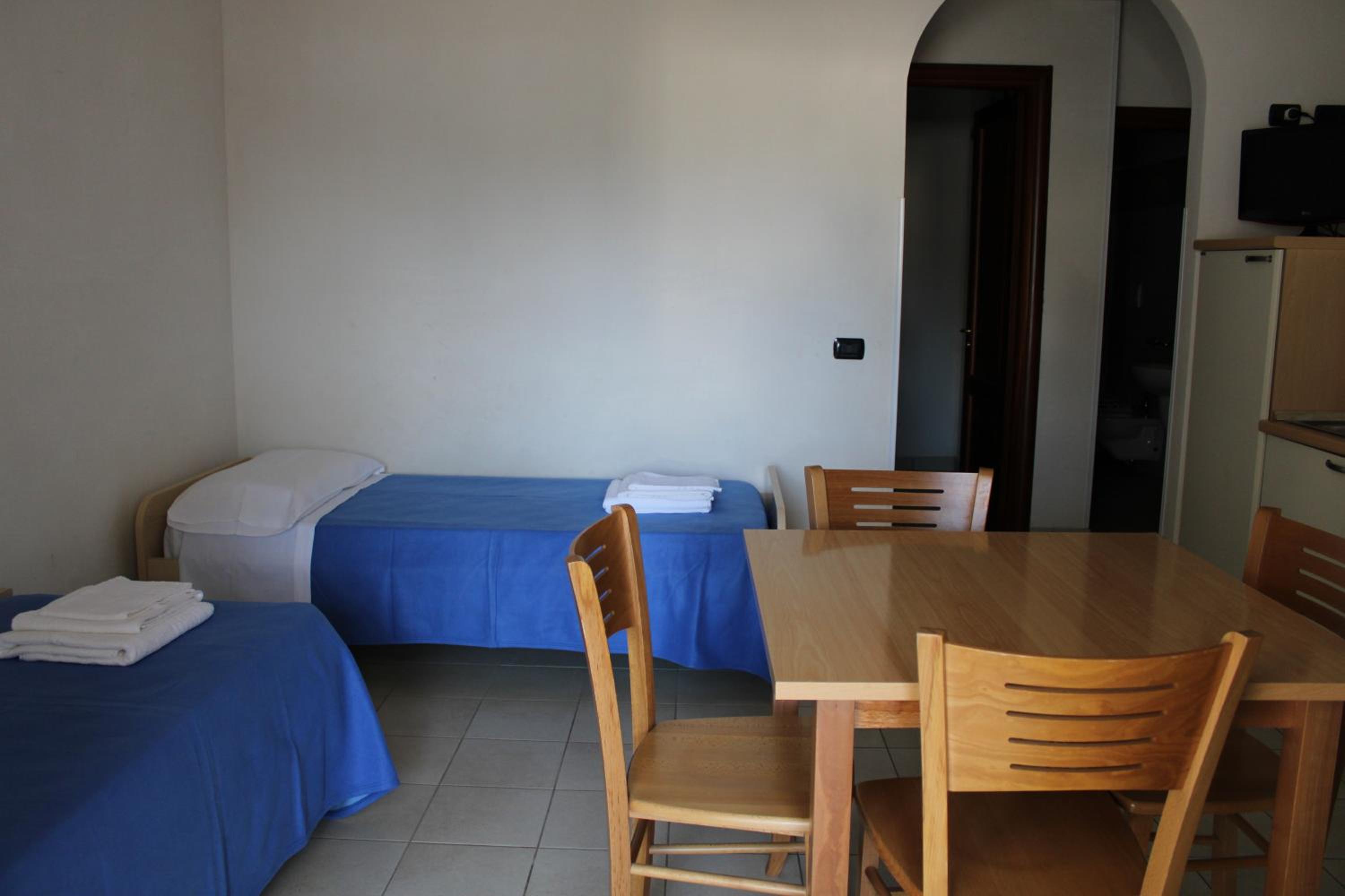 One-Bedroom Apartment with Garden