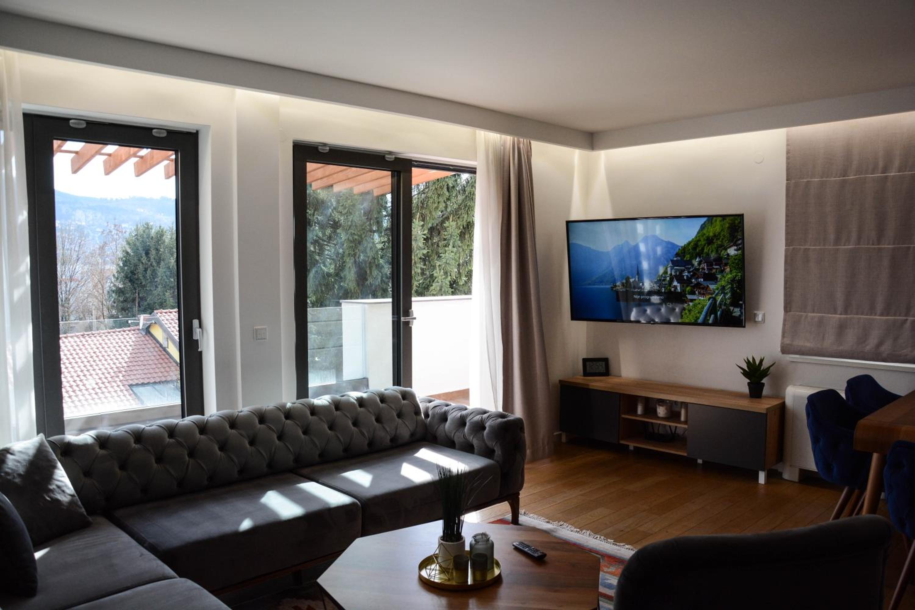 Three-Bedroom Apartment - Photo 12