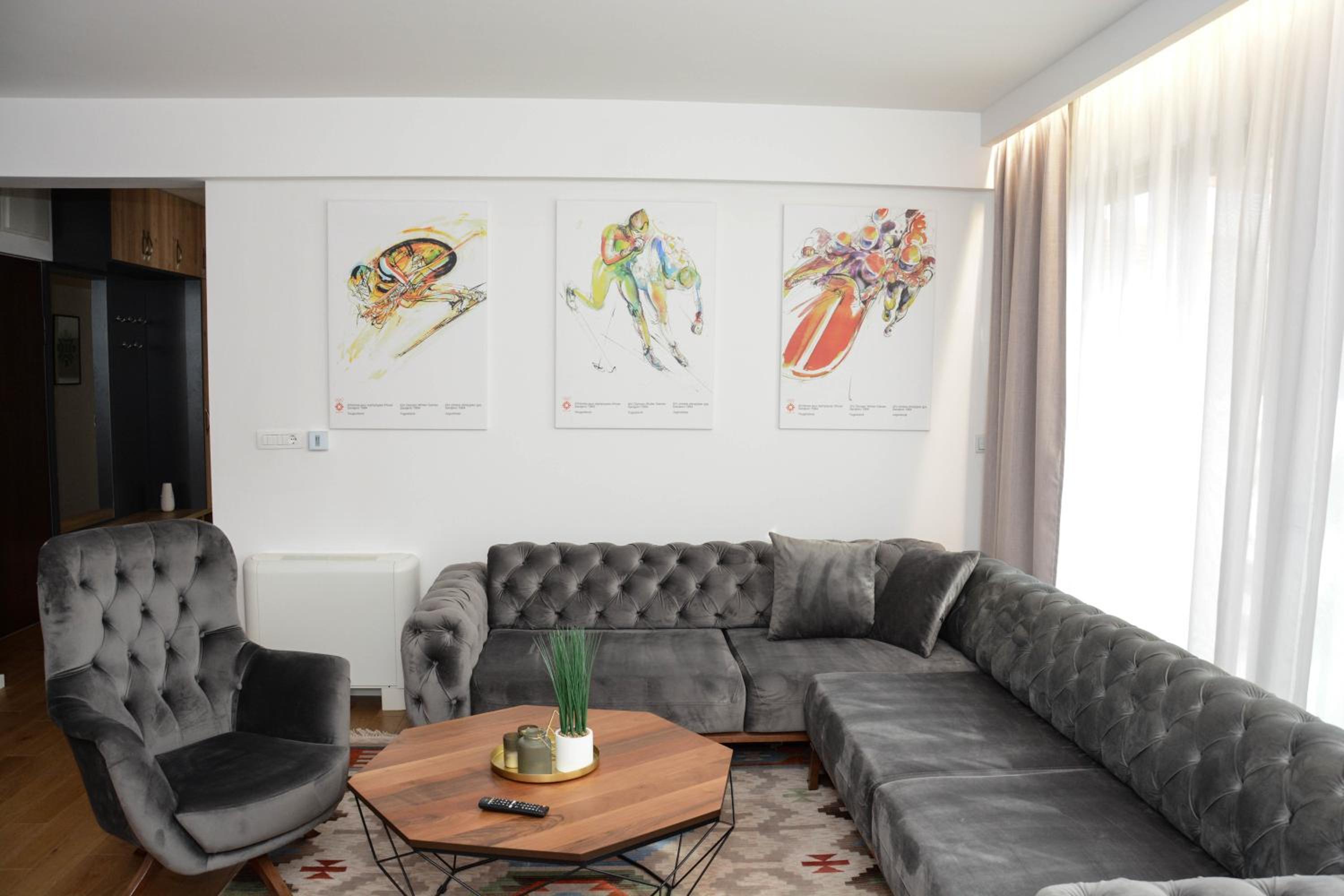 Three-Bedroom Apartment - Photo 13