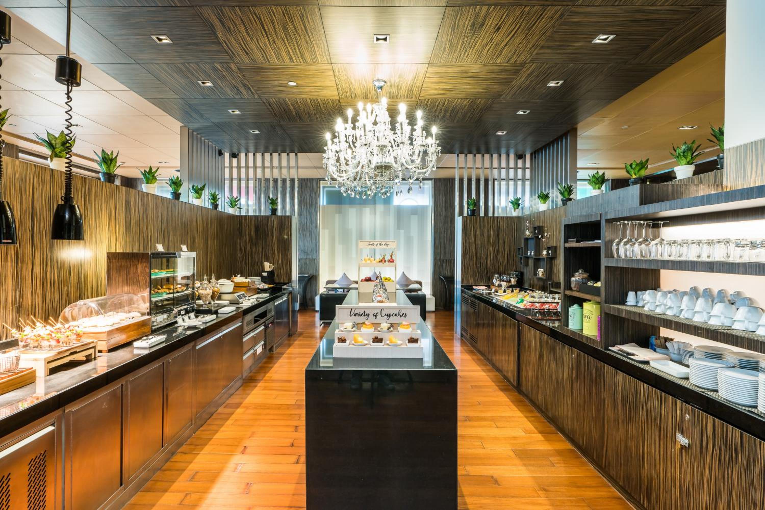 Pathumwan Terrace Suite photo 2