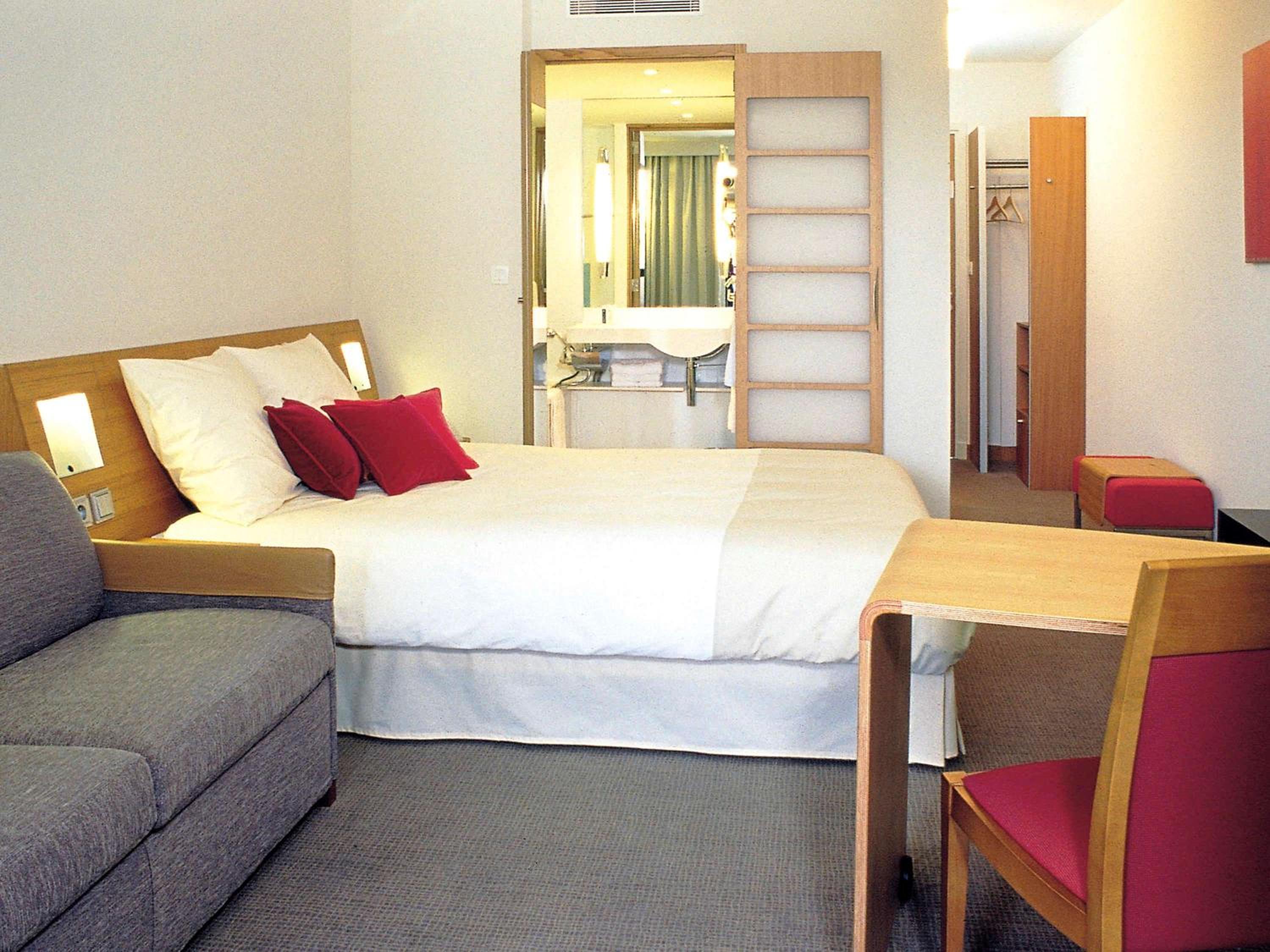 Superior Room with 1 Double bed and Sofa