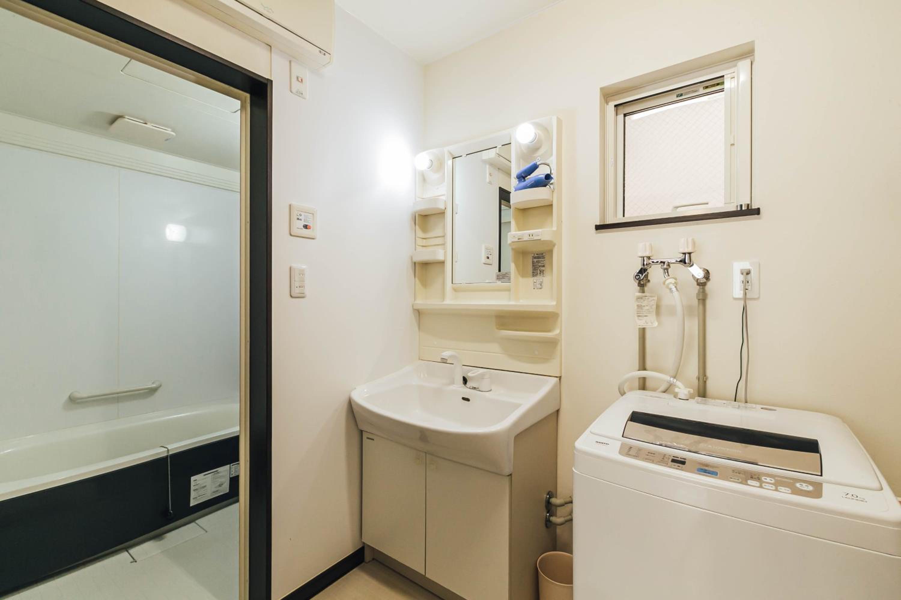 Three-Bedroom House - Photo 8