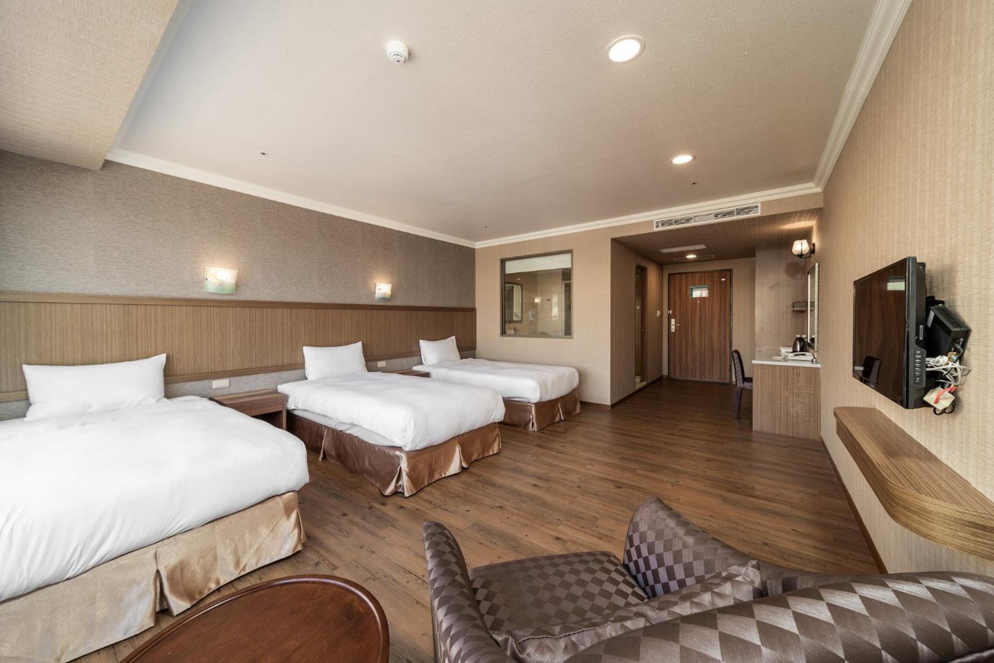 Standard Triple Room photo 3