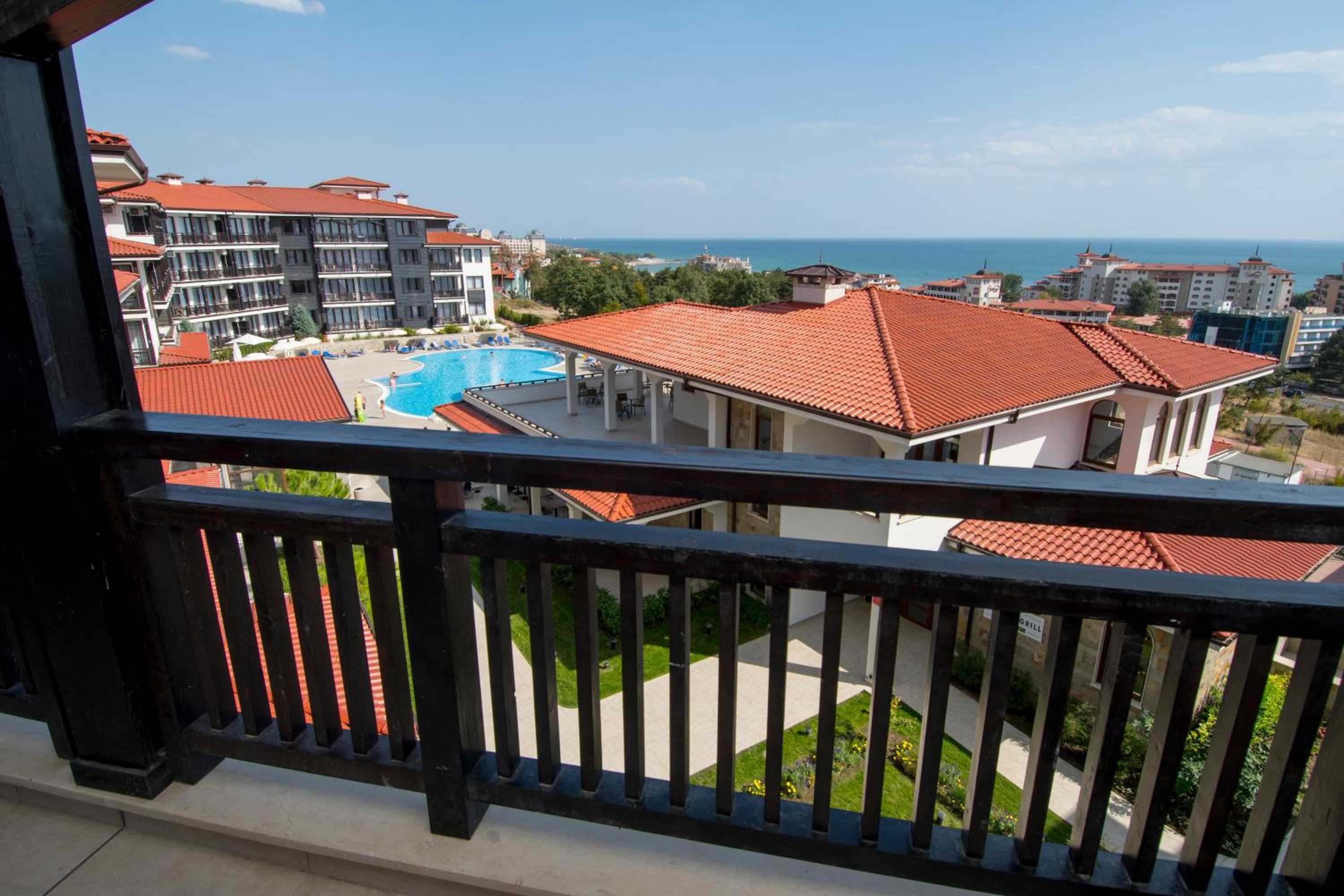 Junior Suite with Balcony photo 3