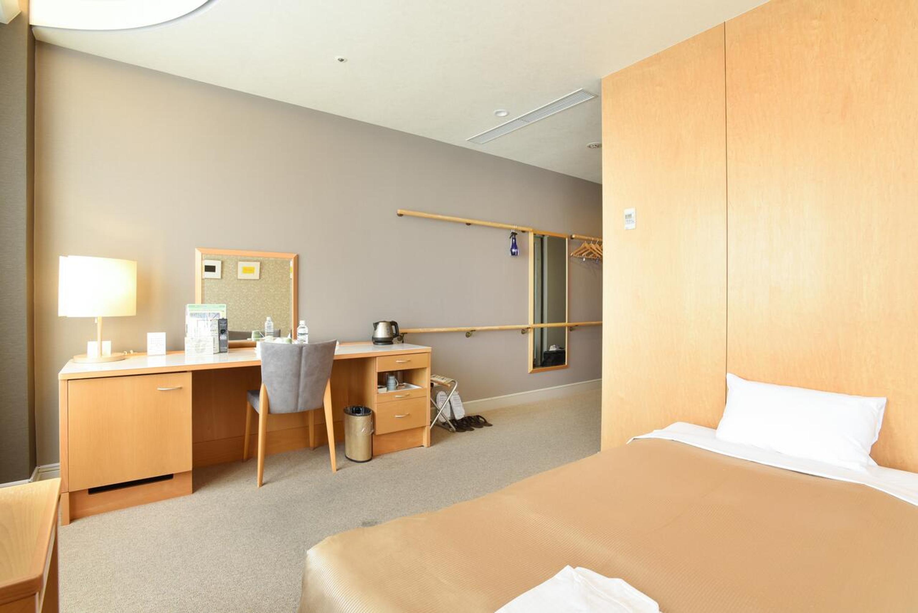 Twin Room - Photo 1