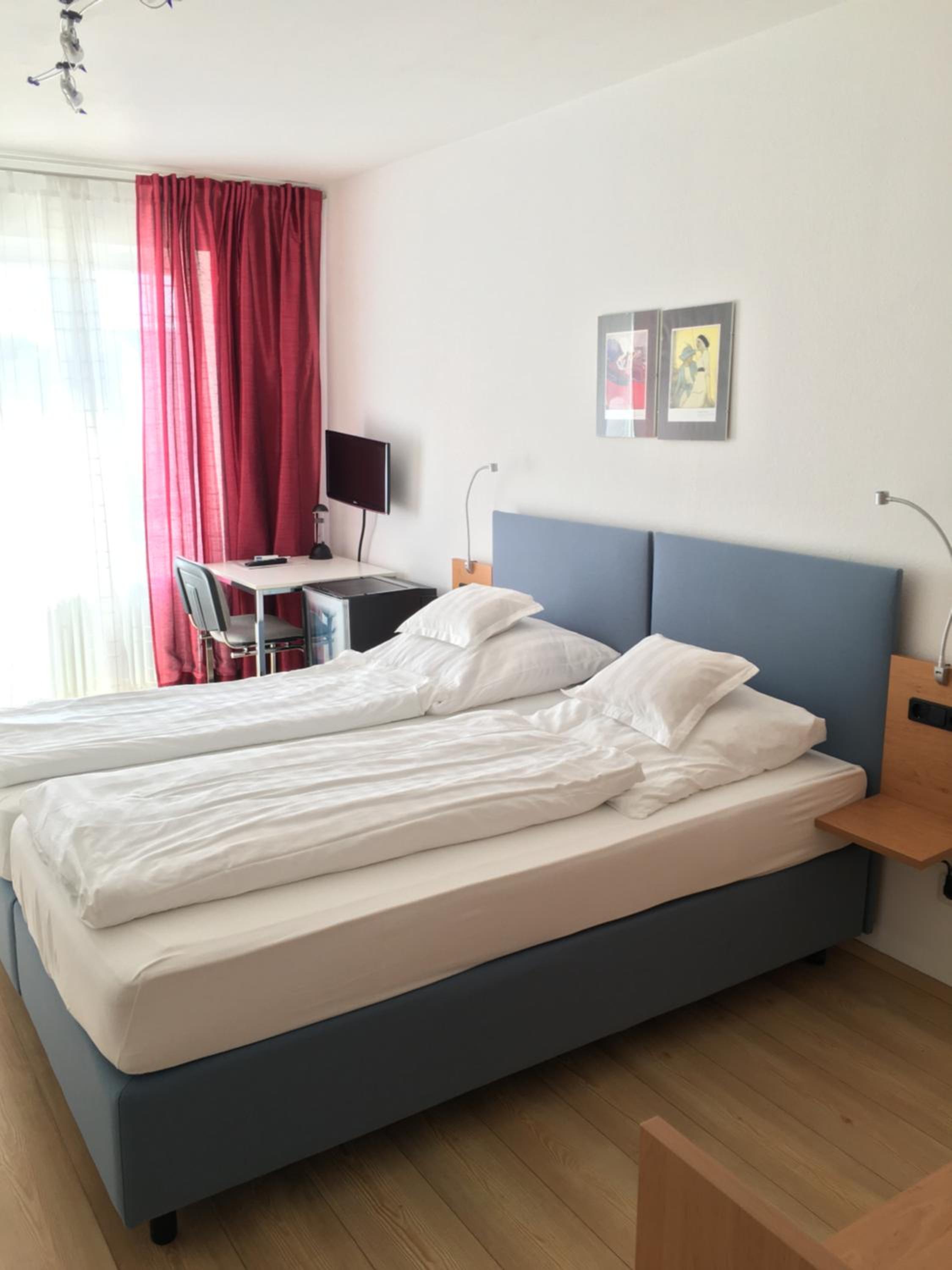 Double or Twin Room - Photo 1