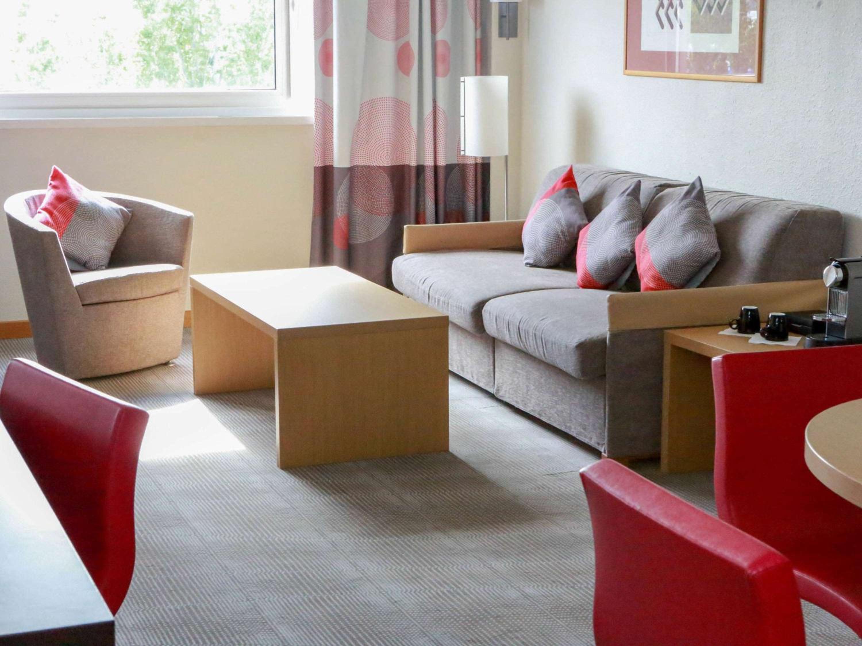 Suite with One Double Bed and Sofa Bed photo 3