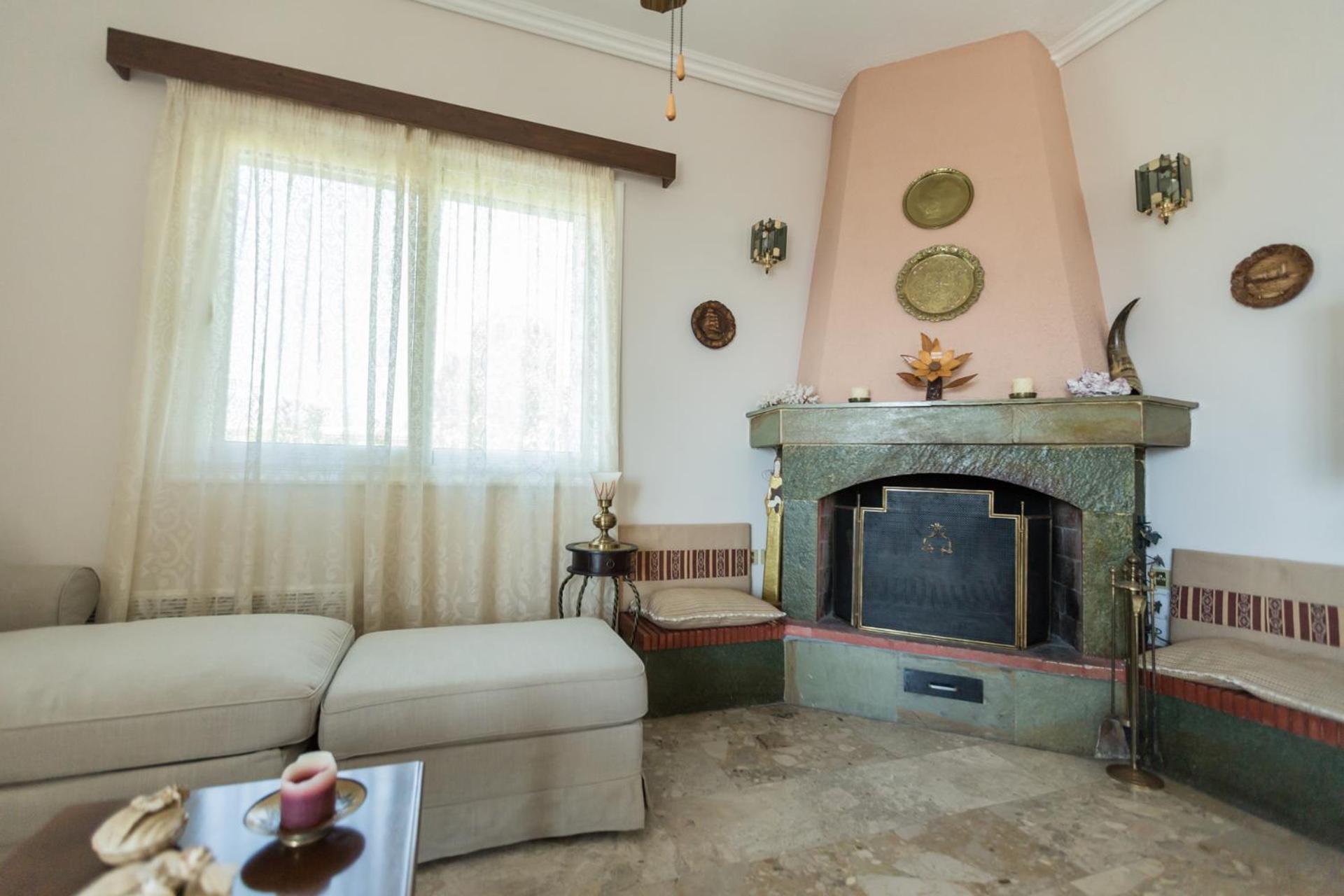 Two-Bedroom House photo 3