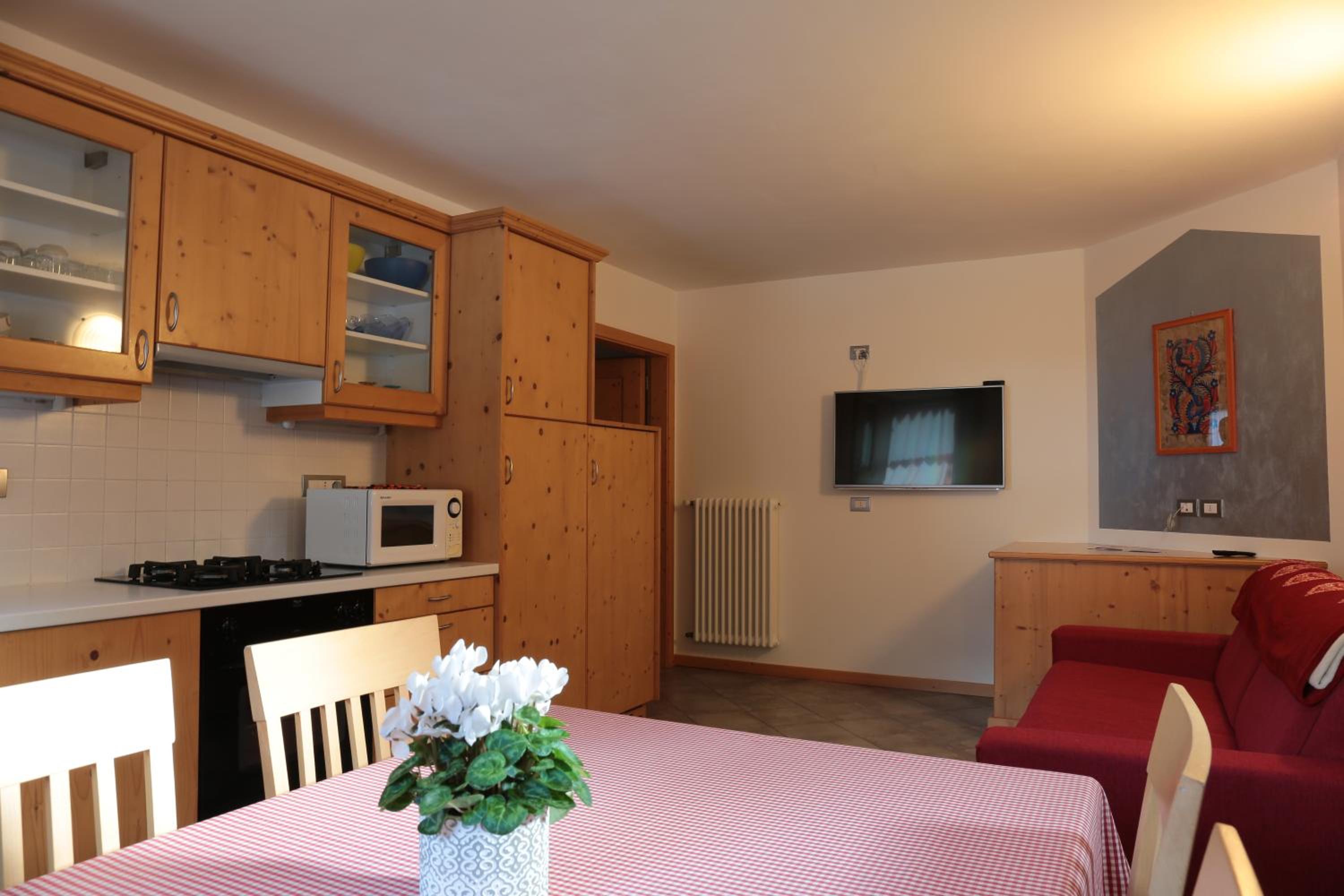 Two-Bedroom Apartment photo 2