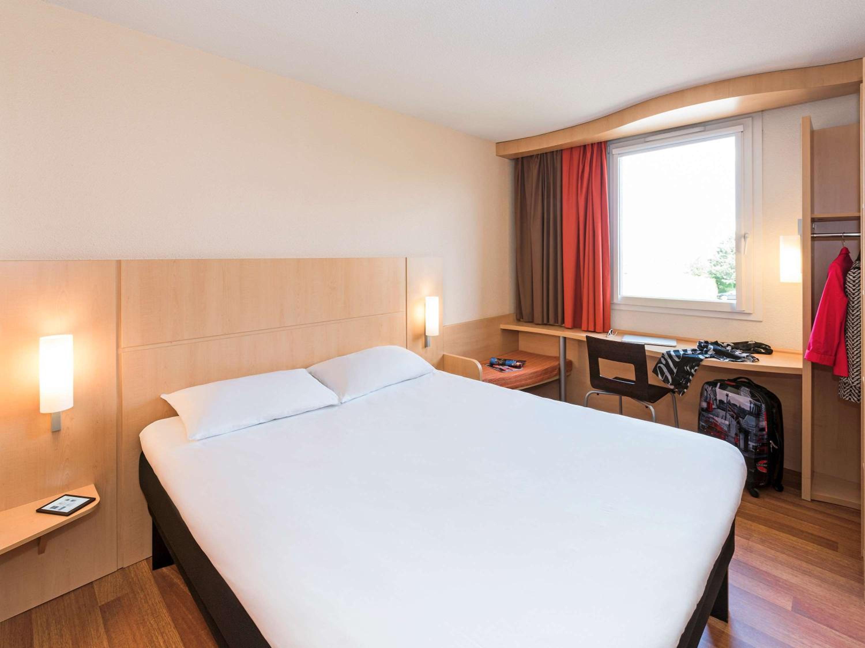 Standard Double Room - Photo 7