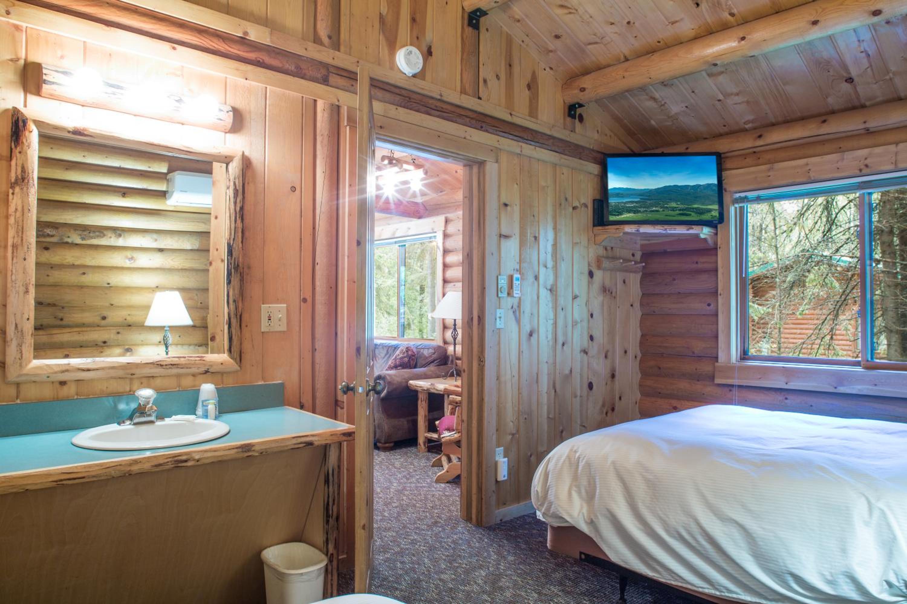 Ponderosa Cabin non-pet friendly photo 3