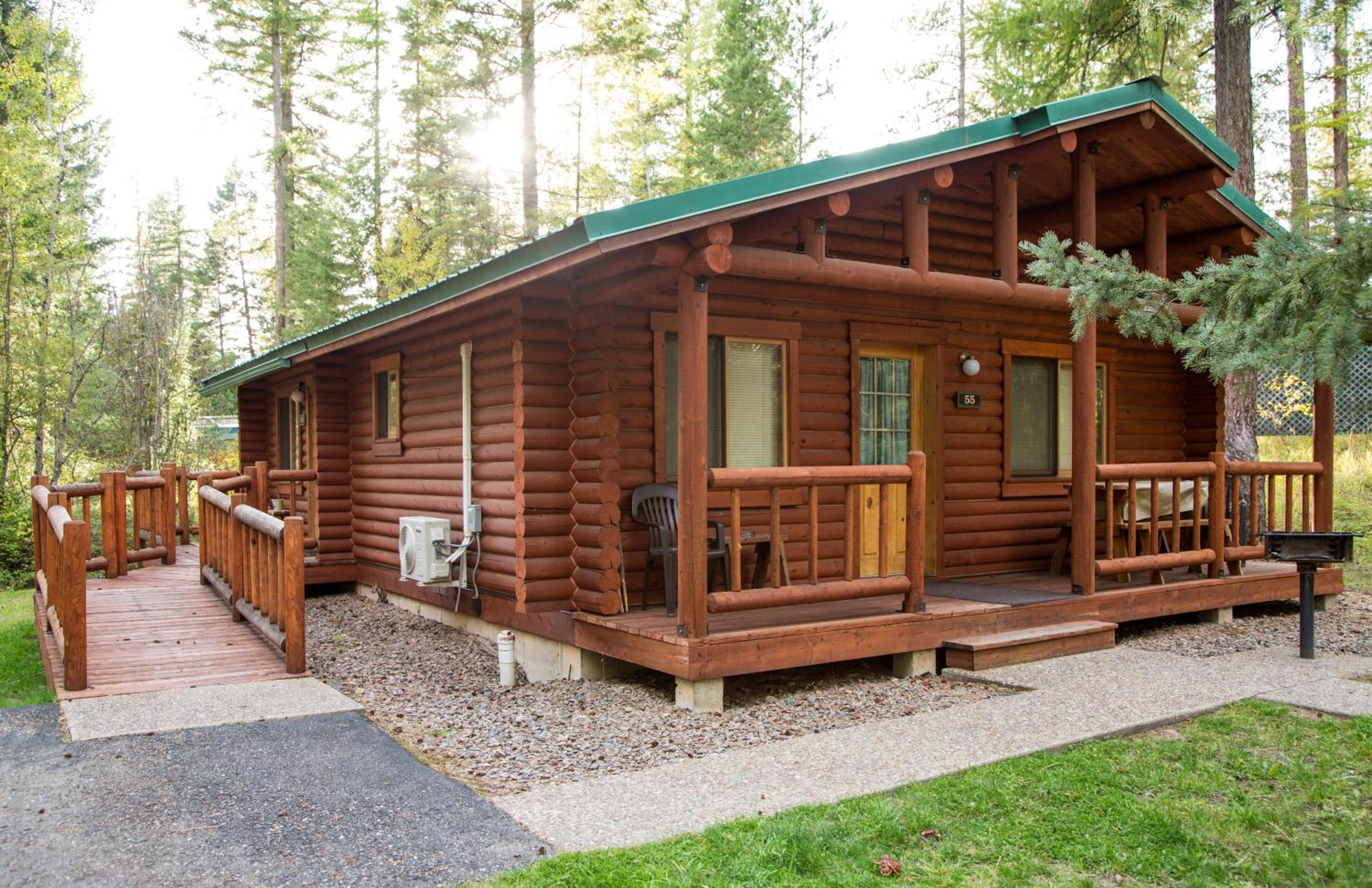Aspen Suite King- Accessible photo 2