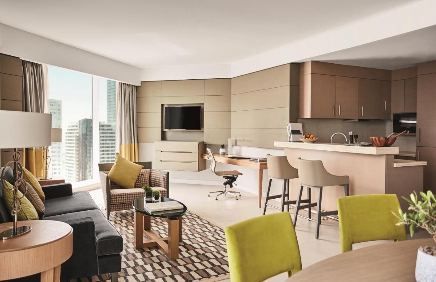 One-Bedroom Apartment with One King Bed thumbnail 5