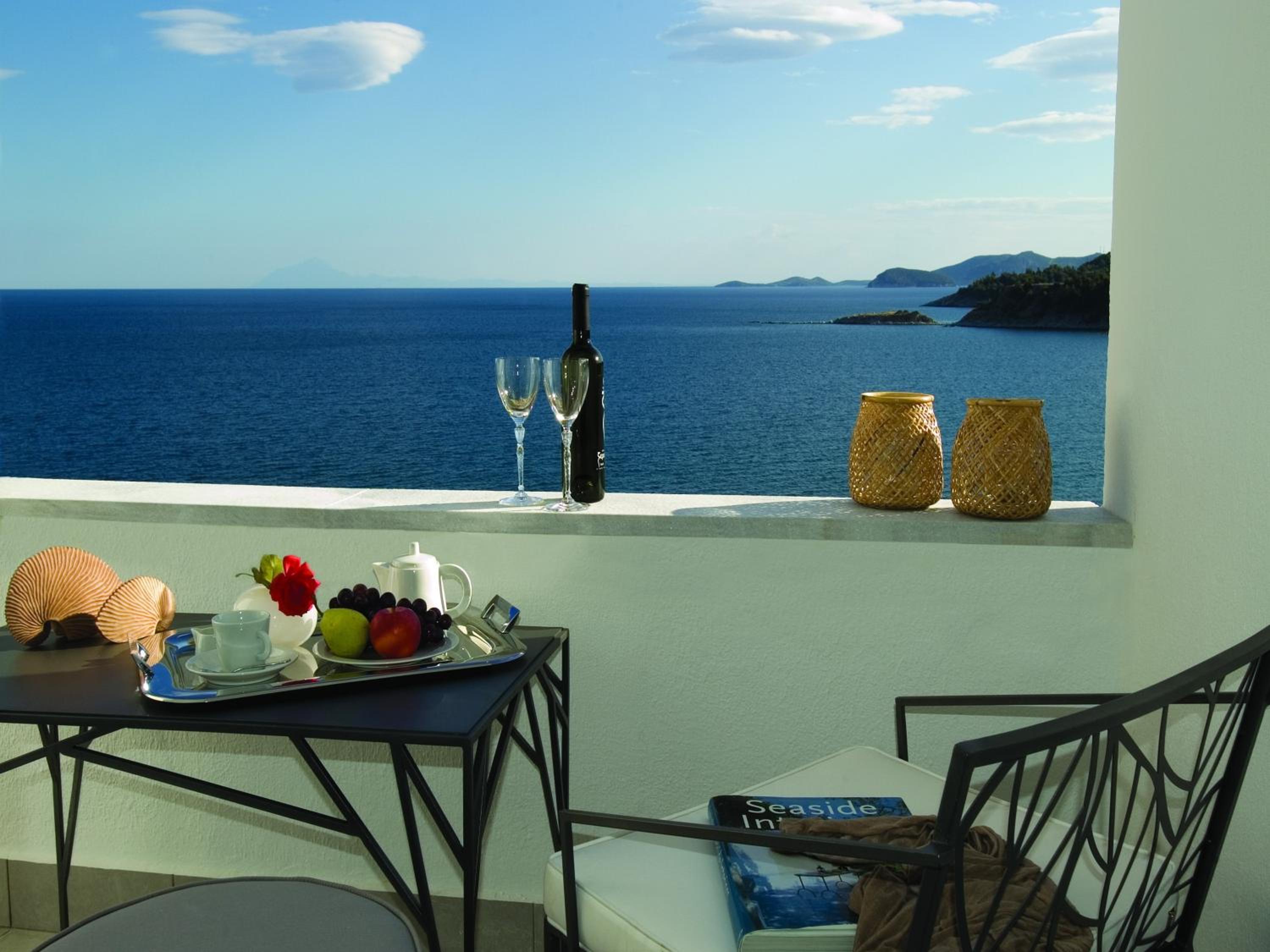Superior Double or Twin Room with Sea View - Photo 3