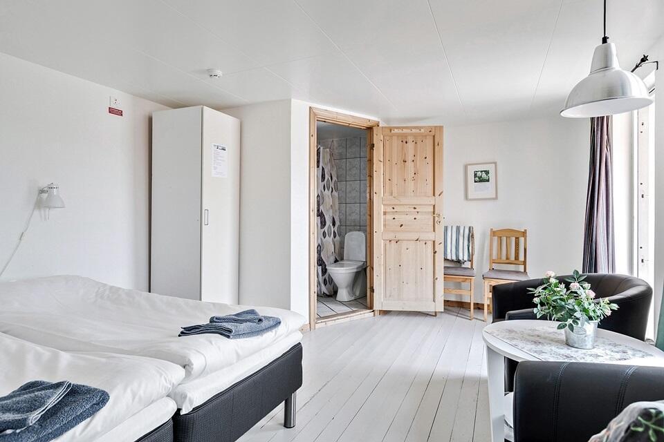 Double Room with Private Bathroom photo 2