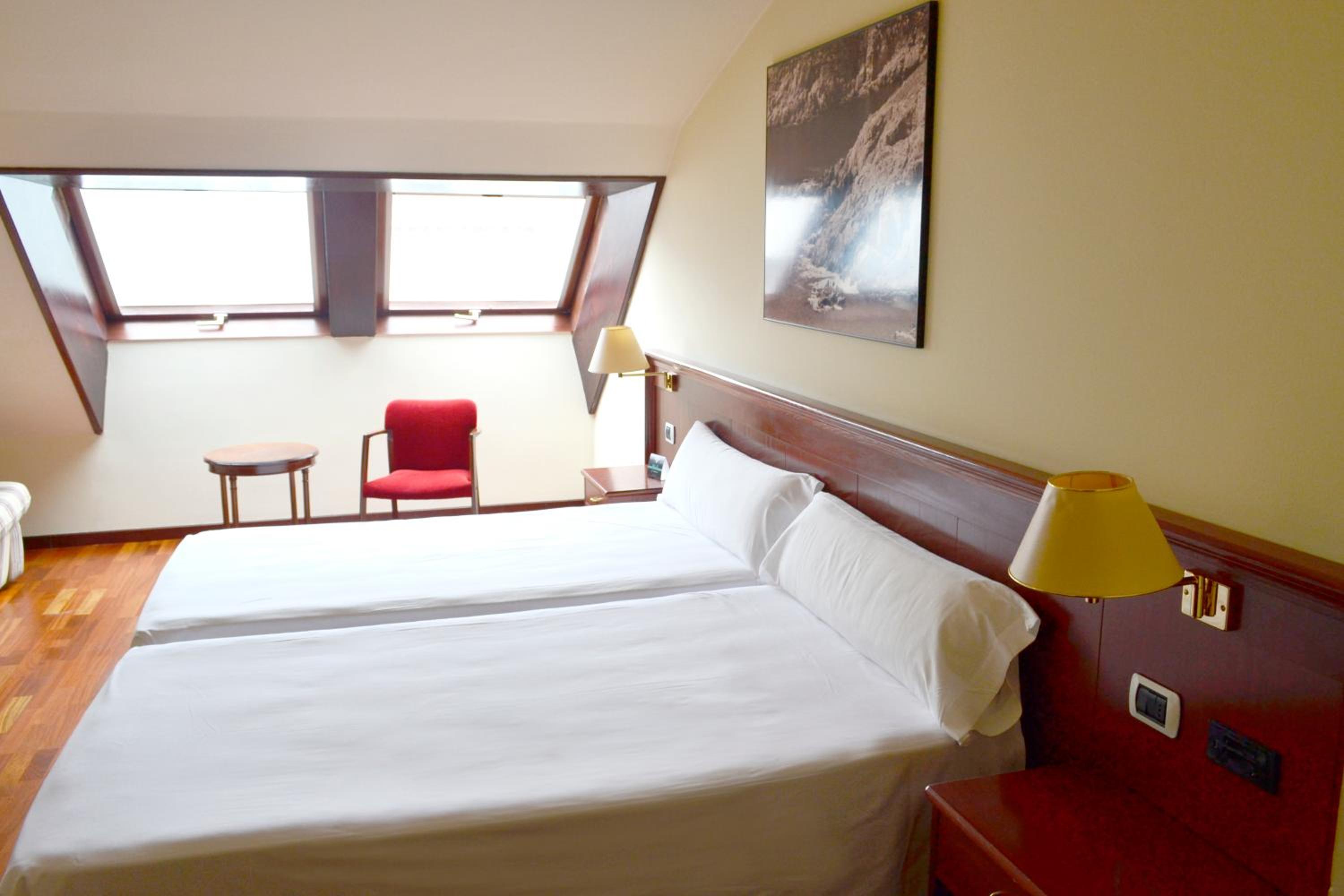 Habitación Doble o con Dos Camas con Cama Adicional