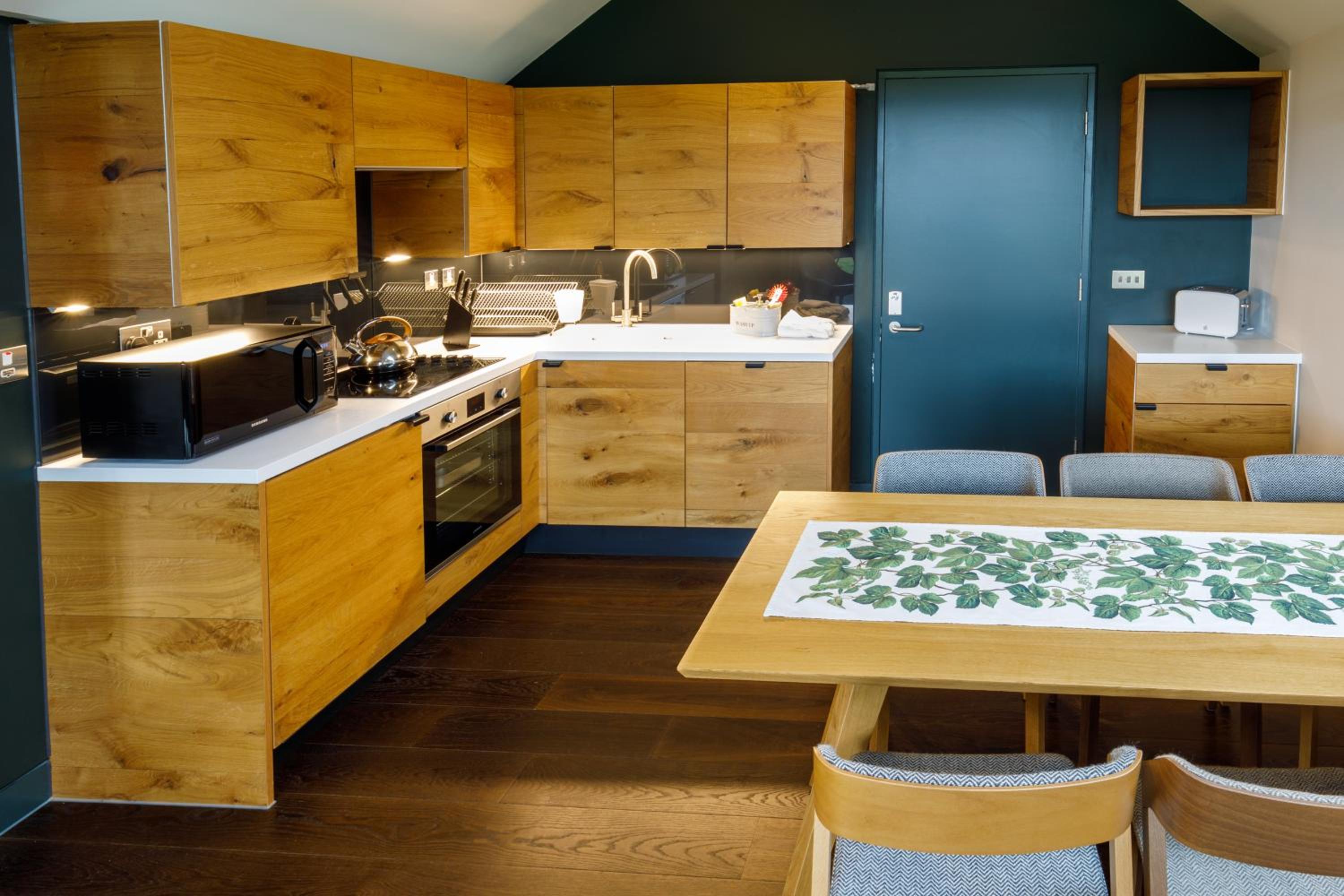 Lodge Suite - Pet Friendly photo 2