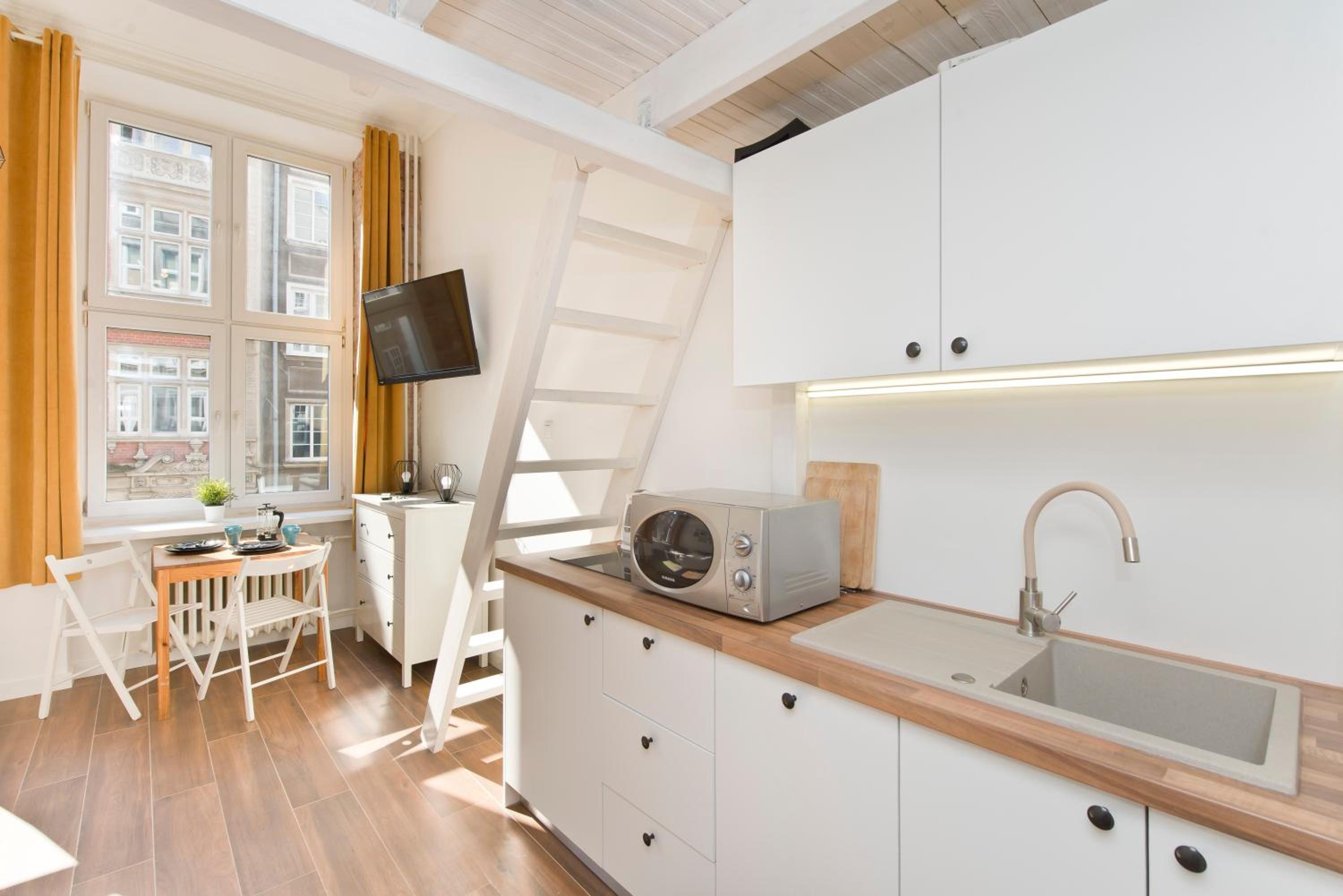 One-Bedroom Apartment - Photo 22
