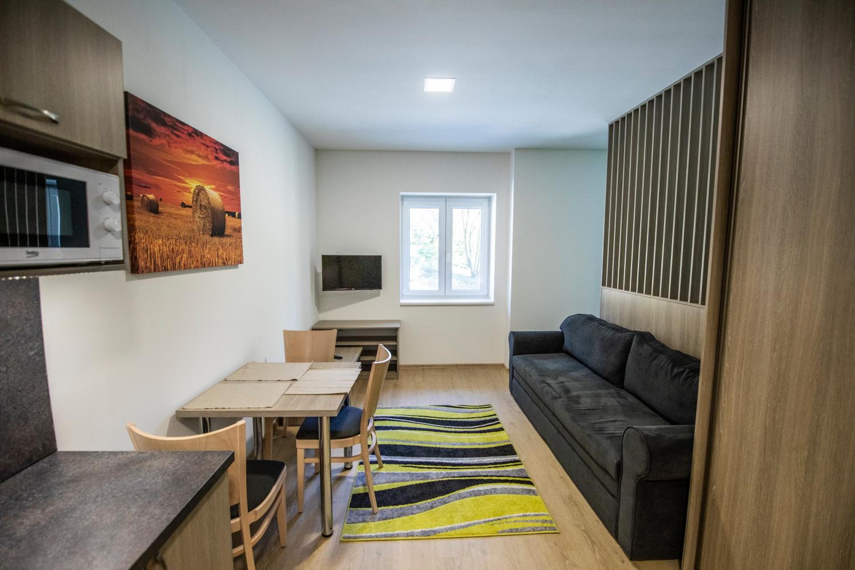 Deluxe Double Studio