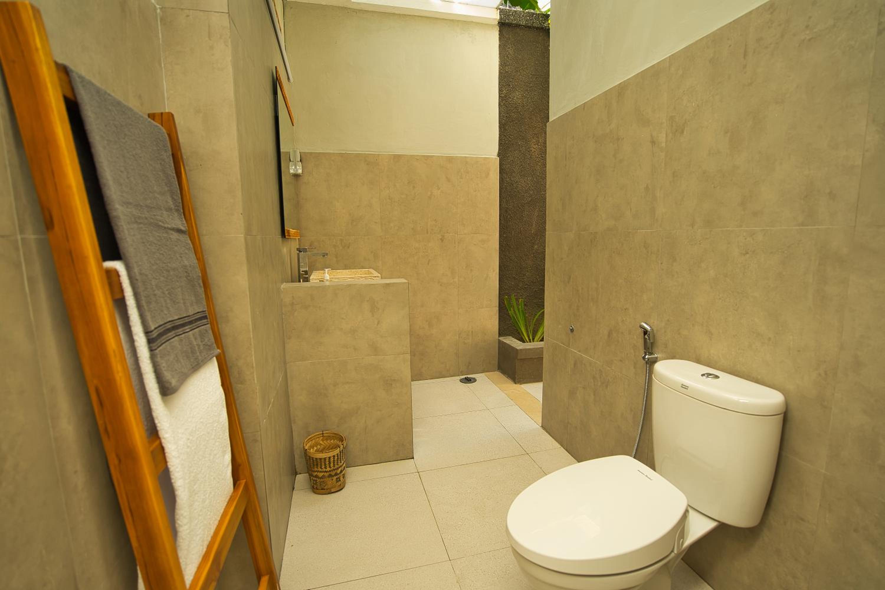 Villa with Private Pool photo 2