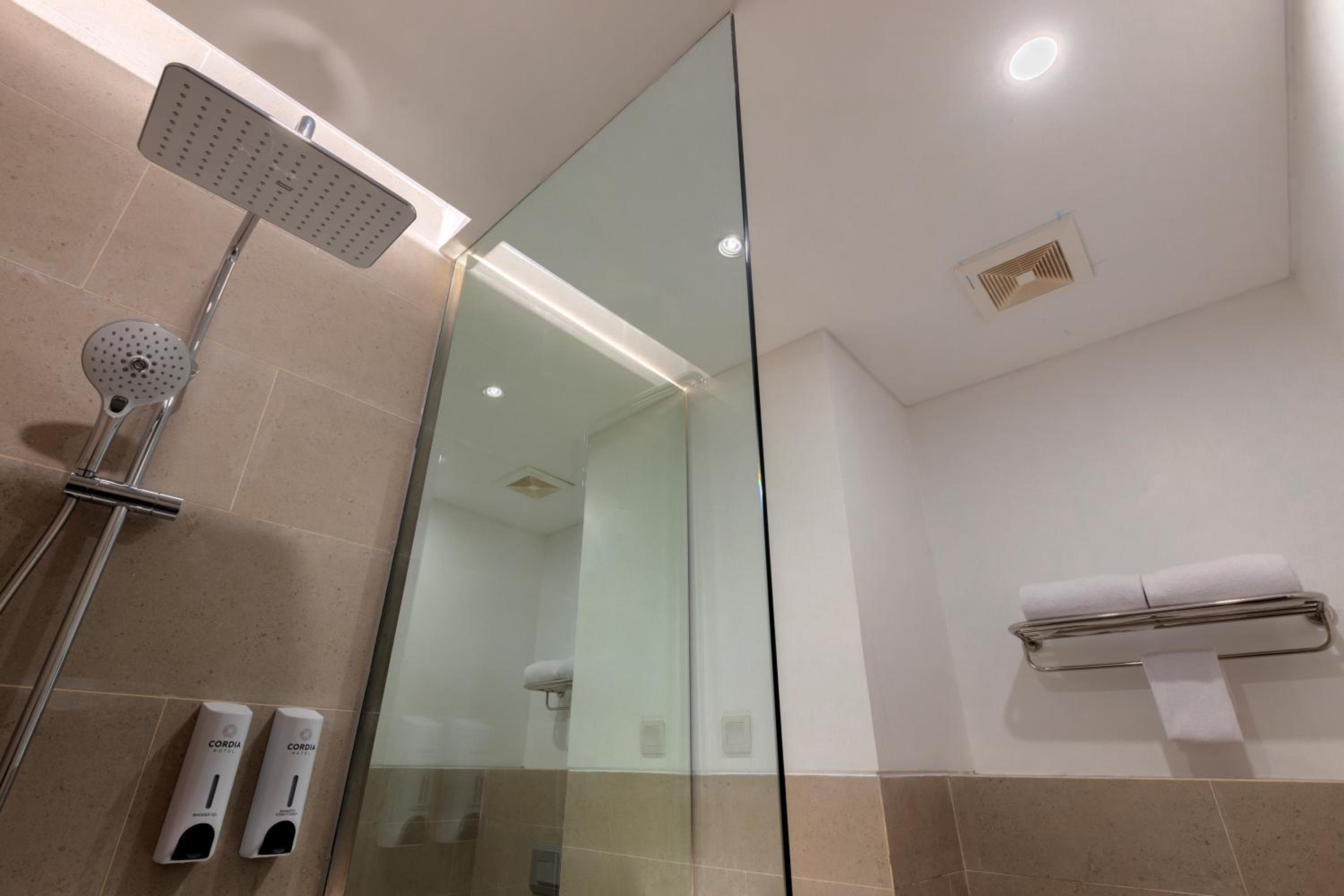 Deluxe Double Room with View  - Photo 9