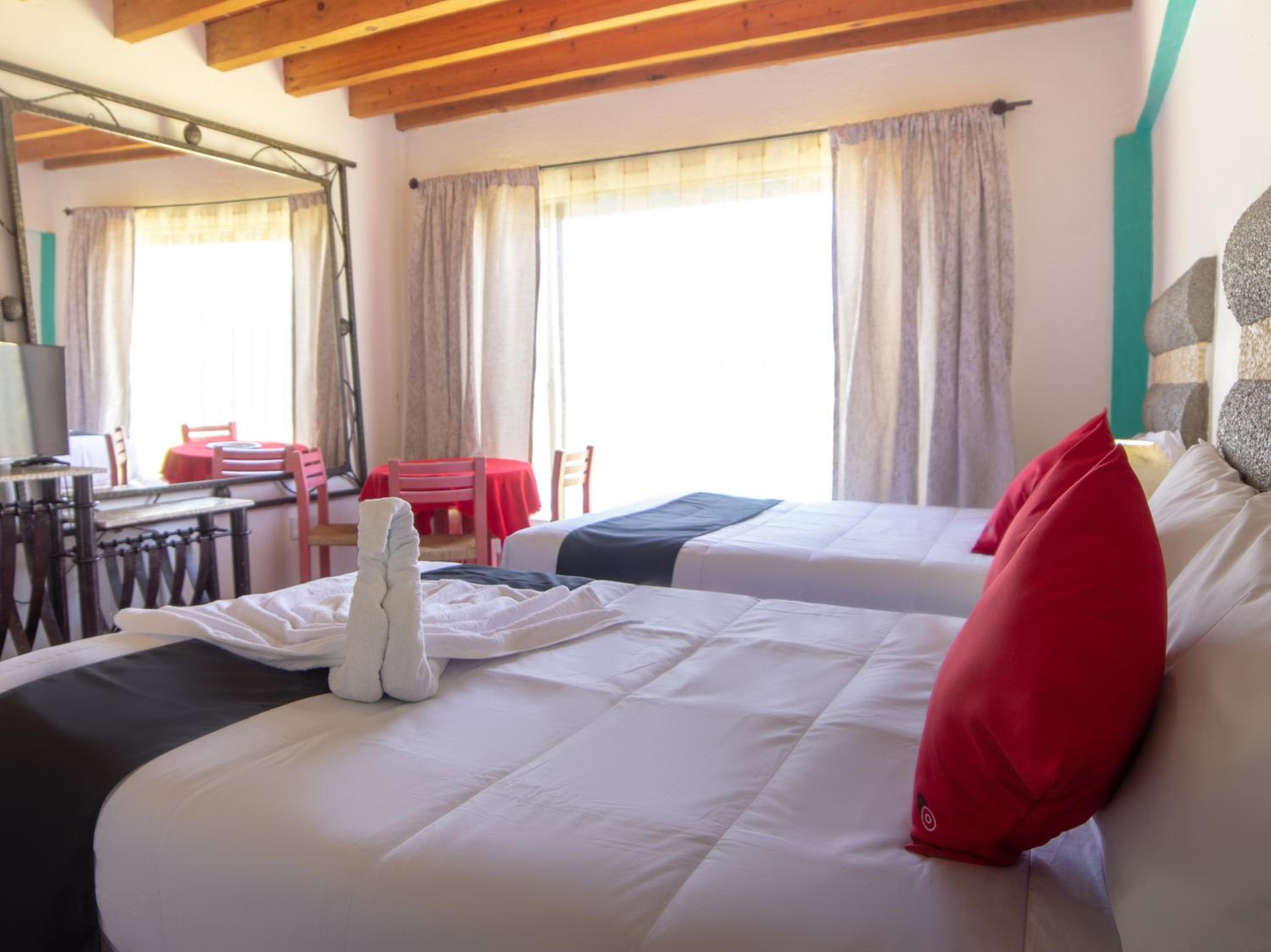 Double Room with Two Double Beds photo 1