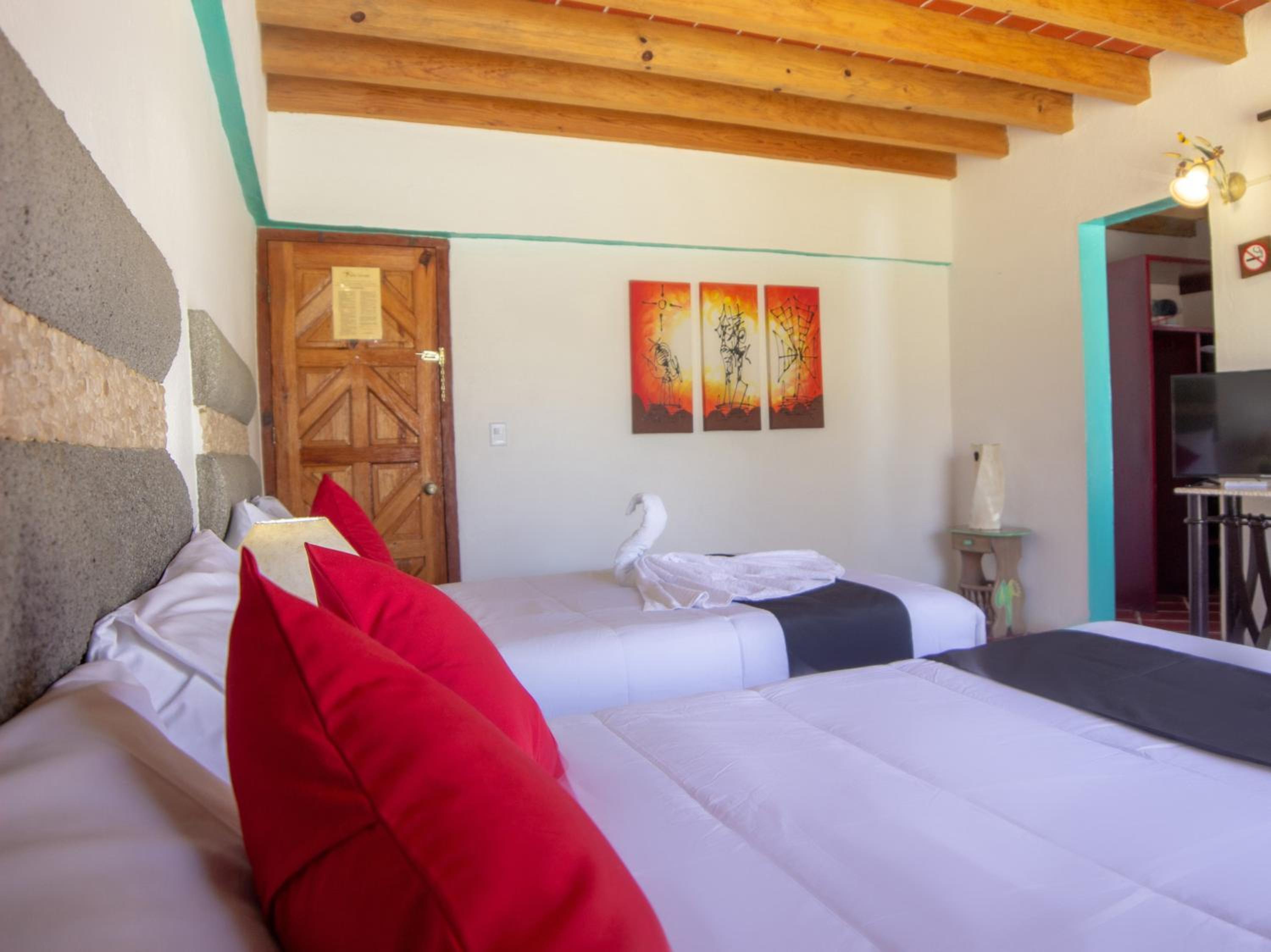 Double Room with Two Double Beds photo 2