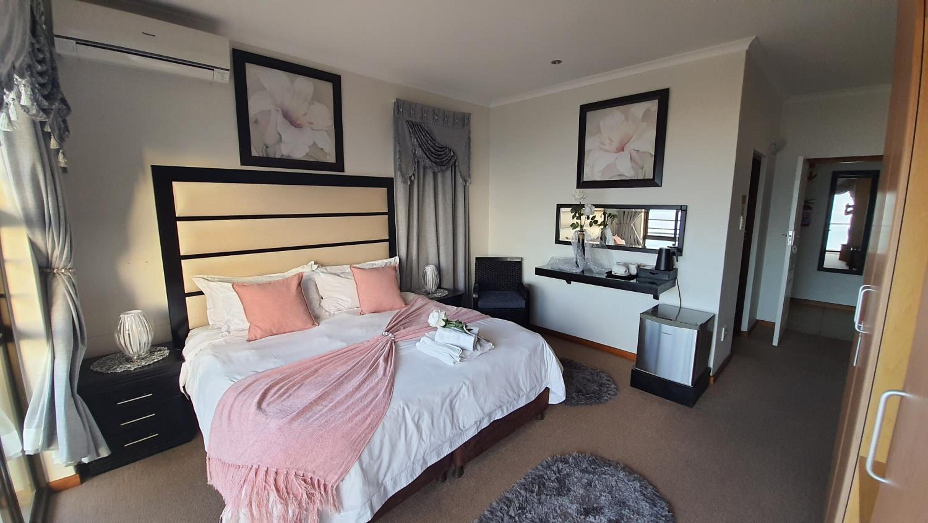 Superior Room - Photo 16