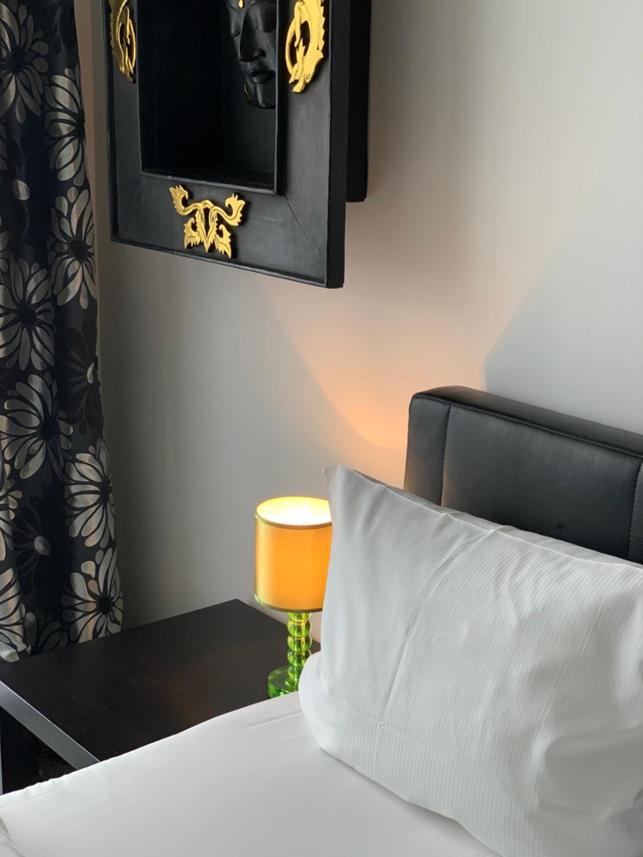 Double Room thumbnail 5