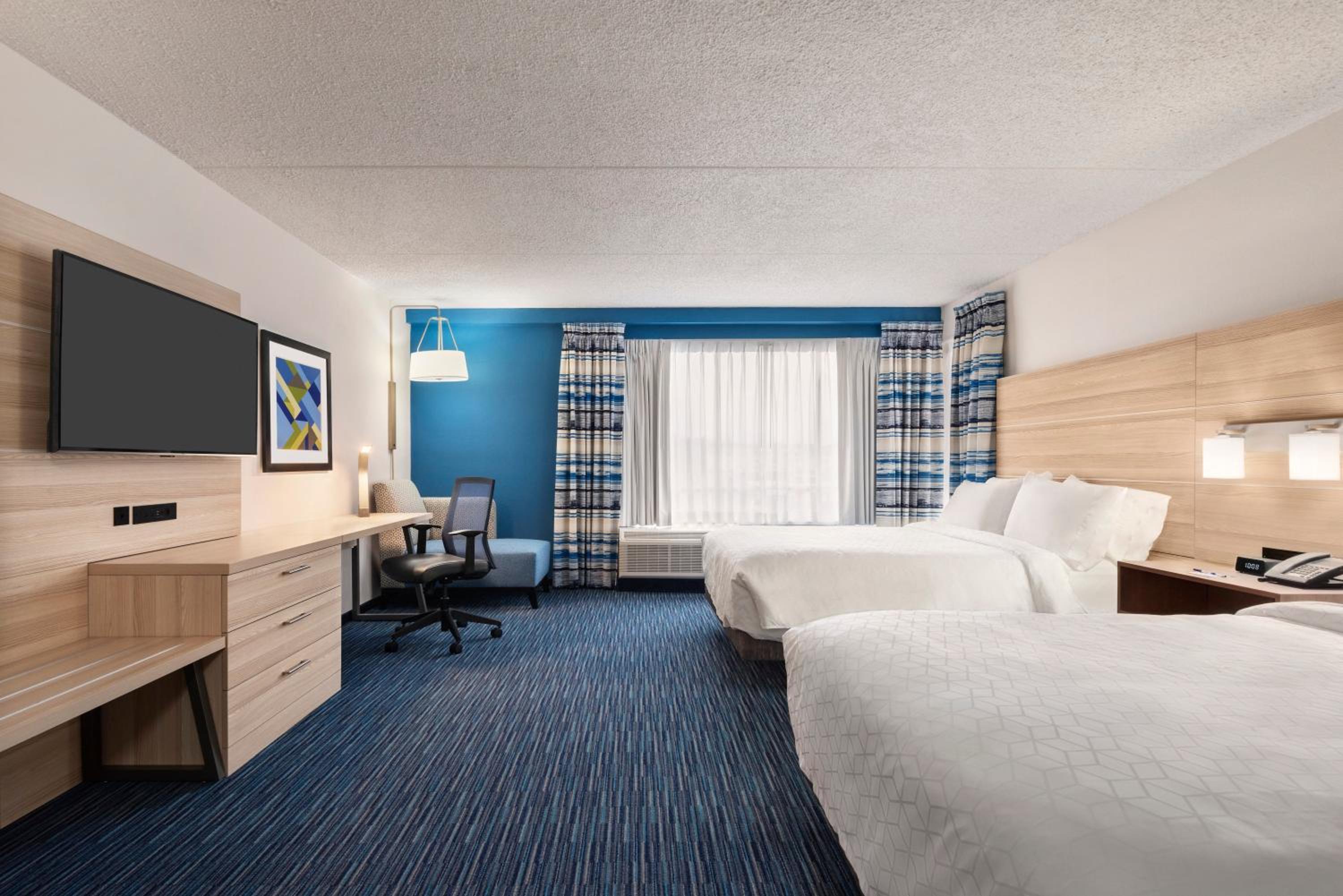 Standard Queen Room with Two Queen Beds - Photo 1