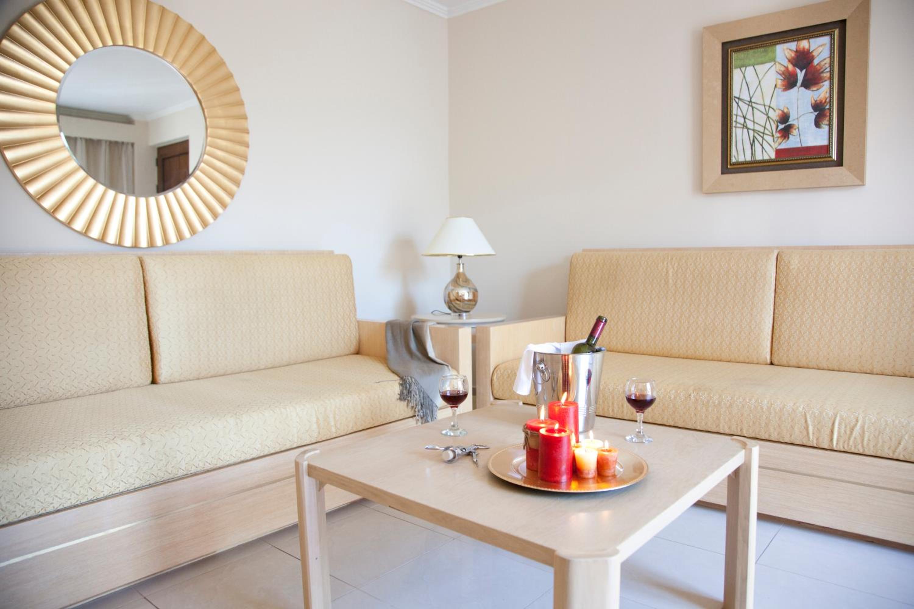Maisonette photo 1