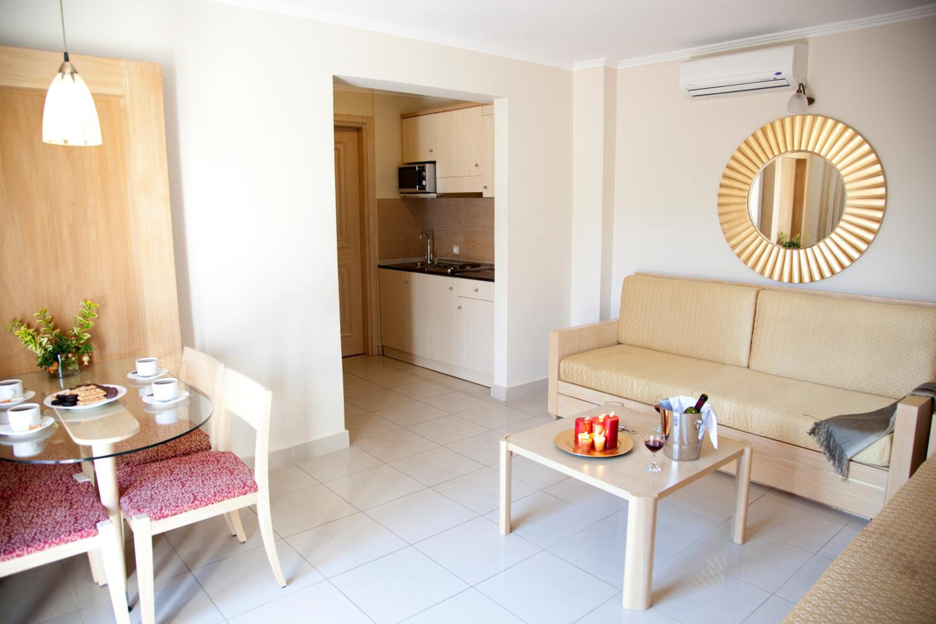 Maisonette photo 2