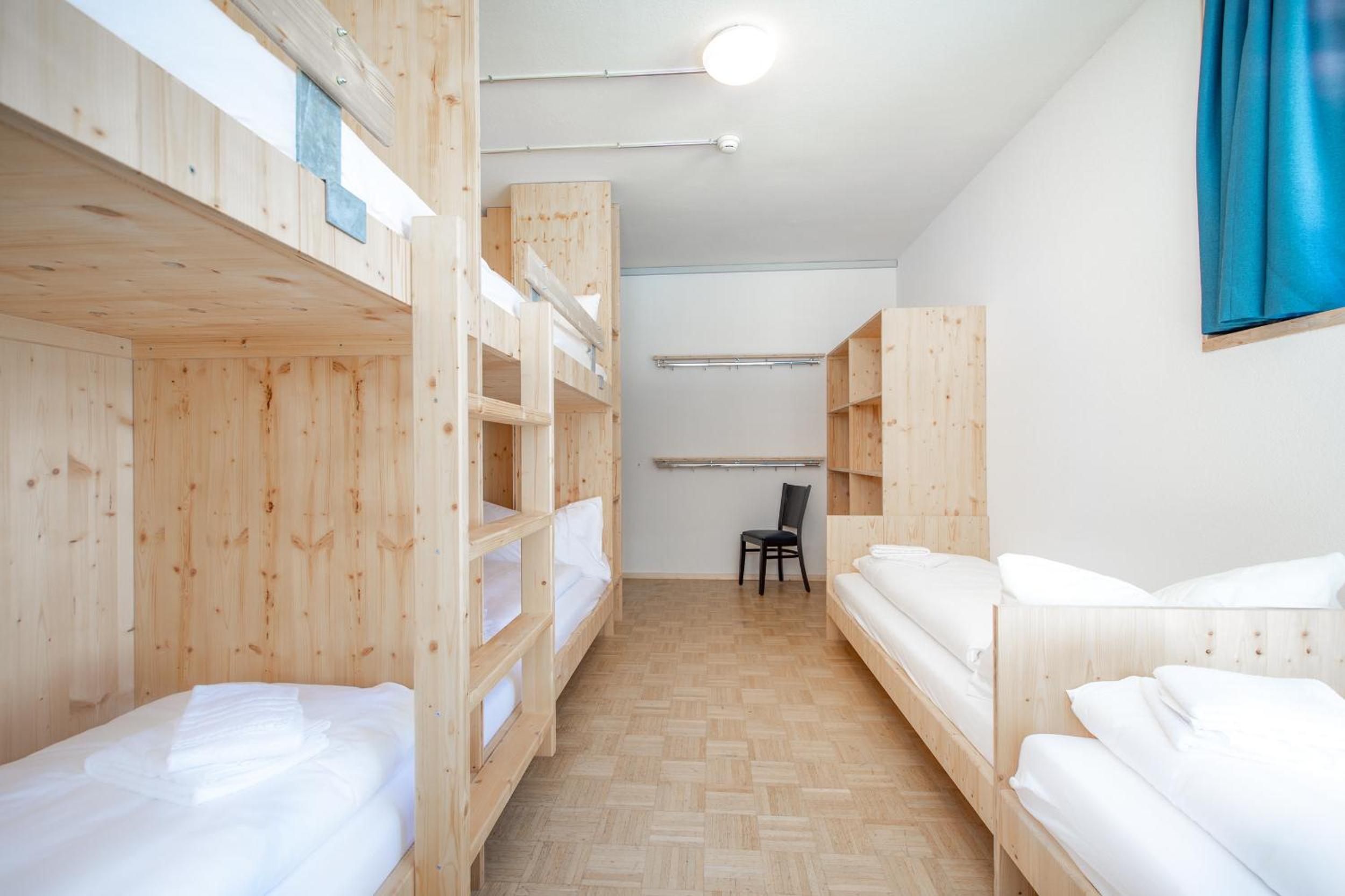 Bed in 6-Bed Dormitory Room photo 2