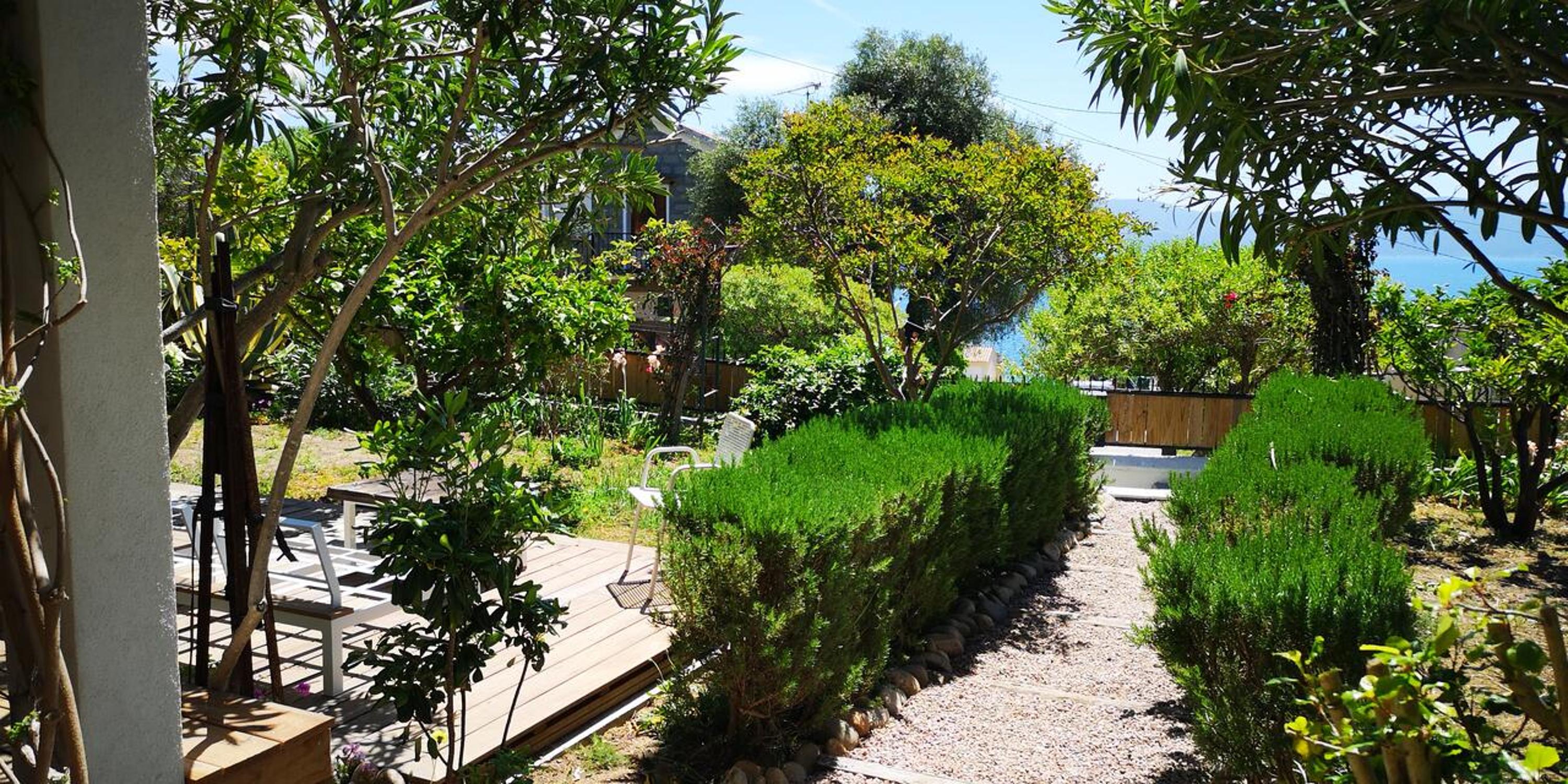 Apartment with Garden View photo 3